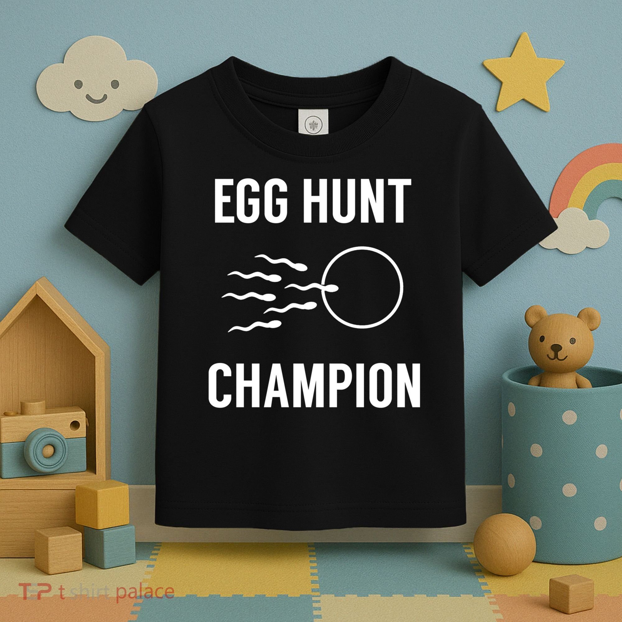 Egg Hunt Champion Gift Funny Dad Easter Pregnancy Announcement Gift Toddler T-Shirt