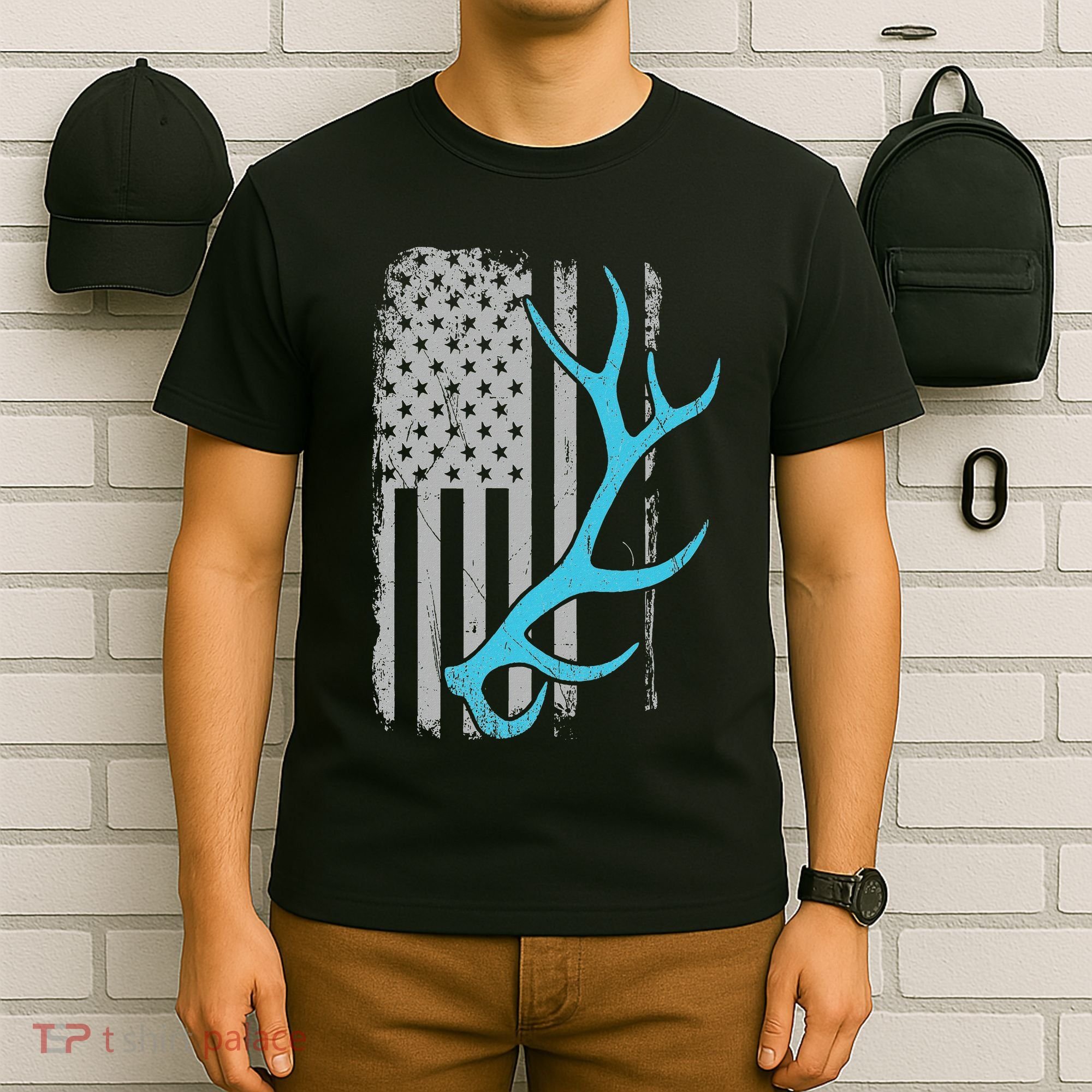 Elk Hunter Vintage Usa Flag Shed Antlers T-Shirt