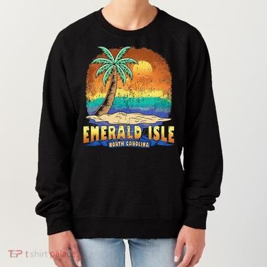 EMERALD ISLE NORTH CAROLINA Vintage Distressed Souvenir Women's Sweatshirt