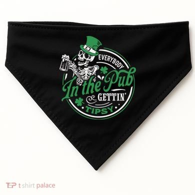 Everybody In The Pub Gettin Tipsy Shenanigans Drinking USA-Made Doggie Bandana