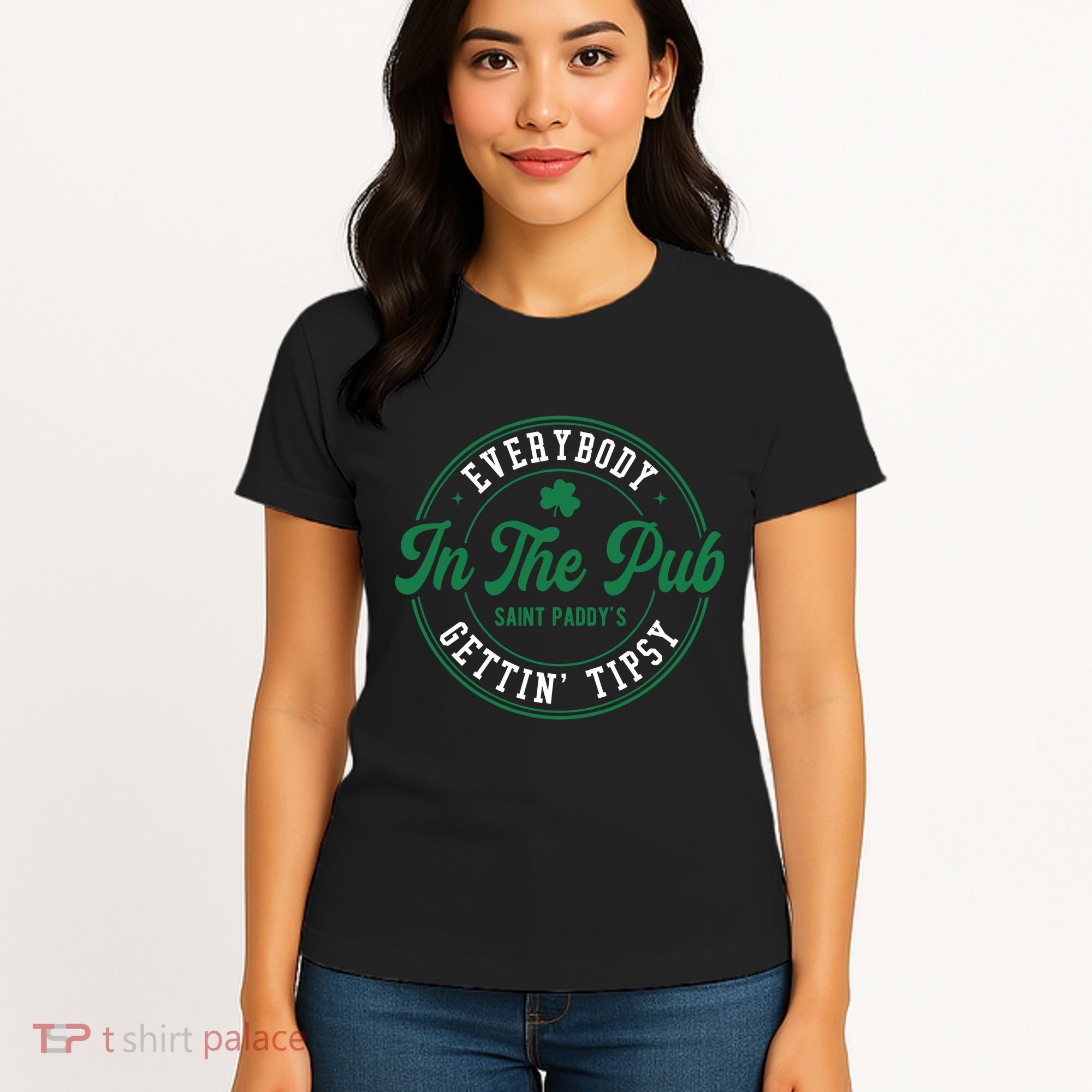 Everybody In The Pub Gettin Tipsy Women's T-Shirt