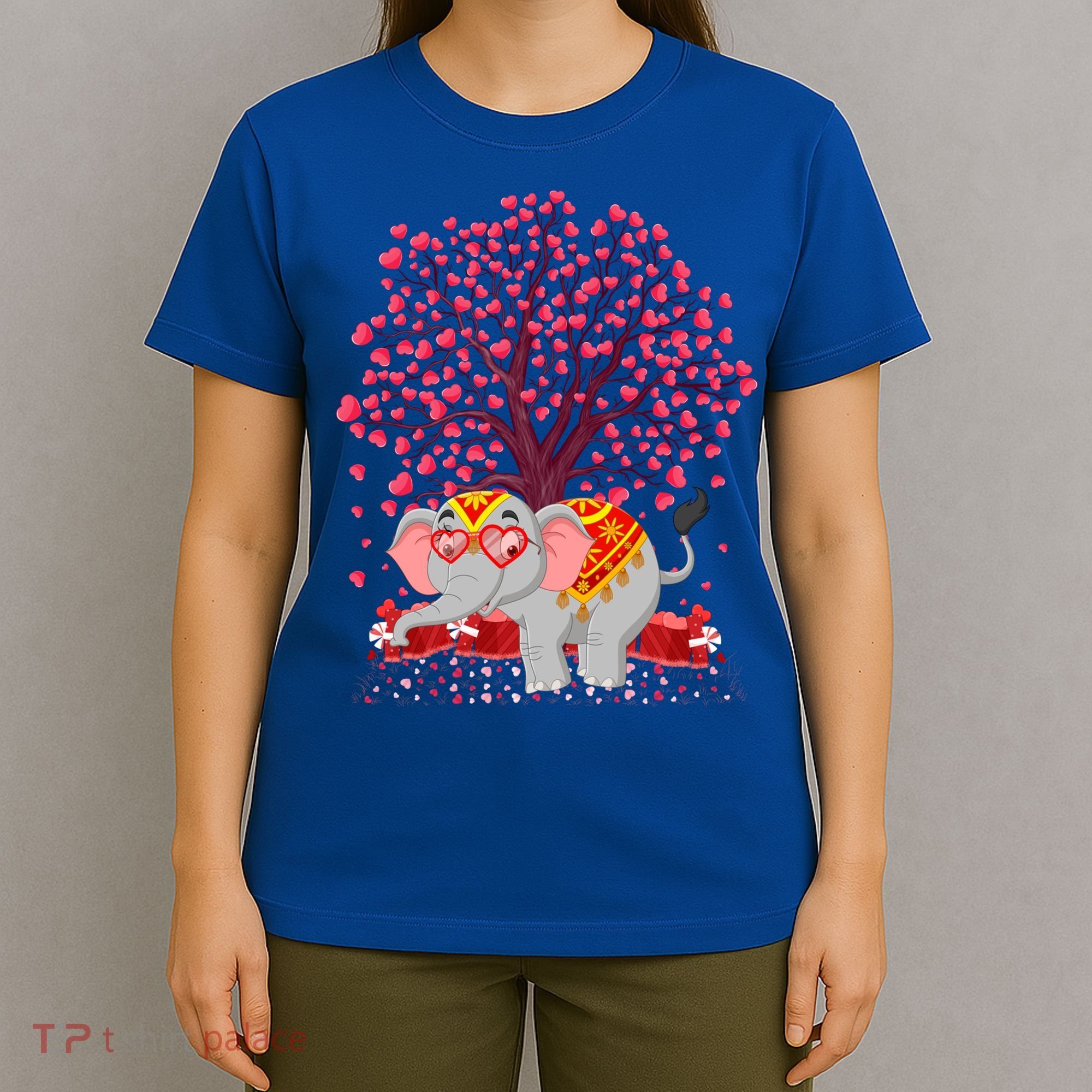Elephant Lover Heart Tree Indian Elephant Valentine's Day Gift T-Shirt
