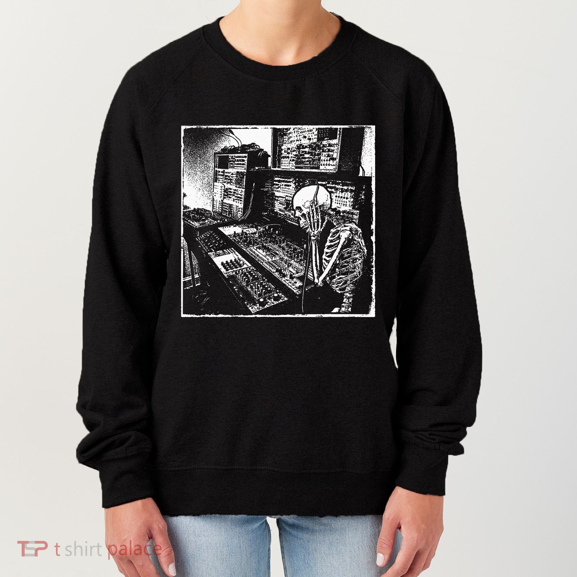 Electronic Music Synthesizer Techno Music Dj Producer Women's Sweatshirt