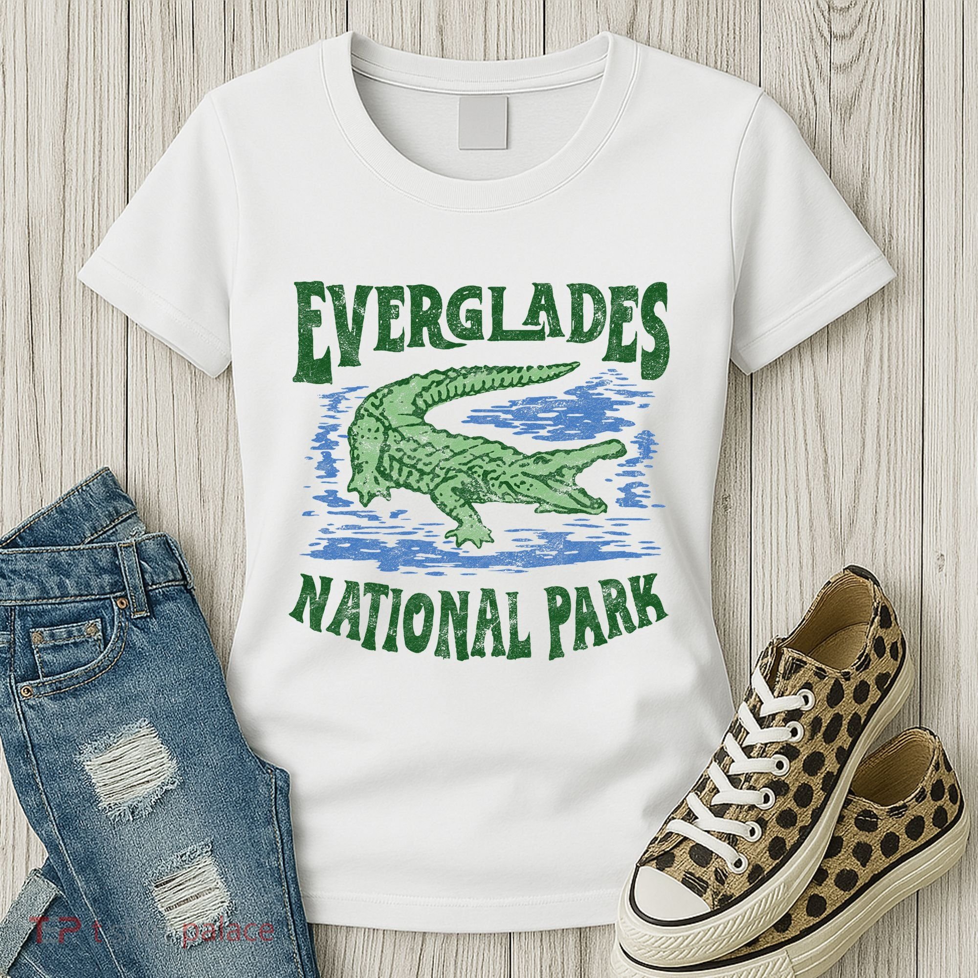 Everglades National Park Florida Retro Alligator Women's T-Shirt