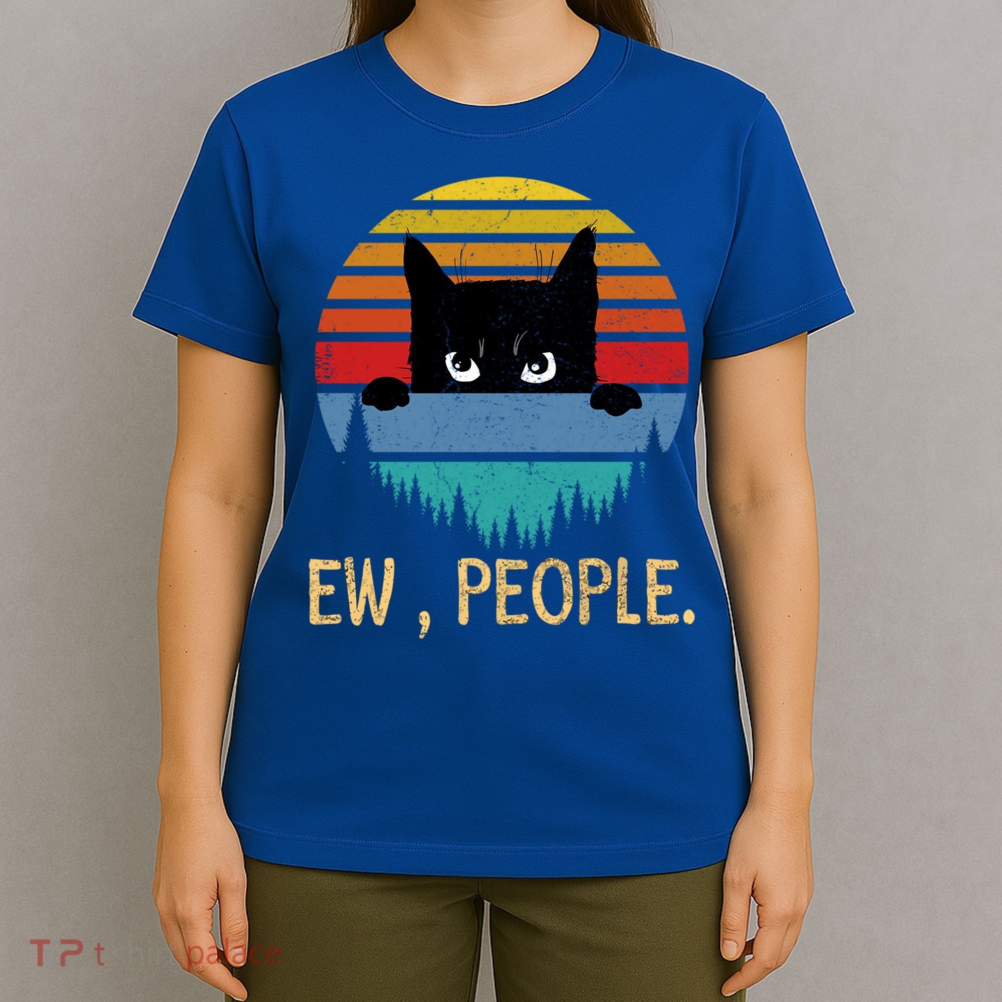 Ew People Black Cat Vintage Retro – Funny Cat Gift T-Shirt