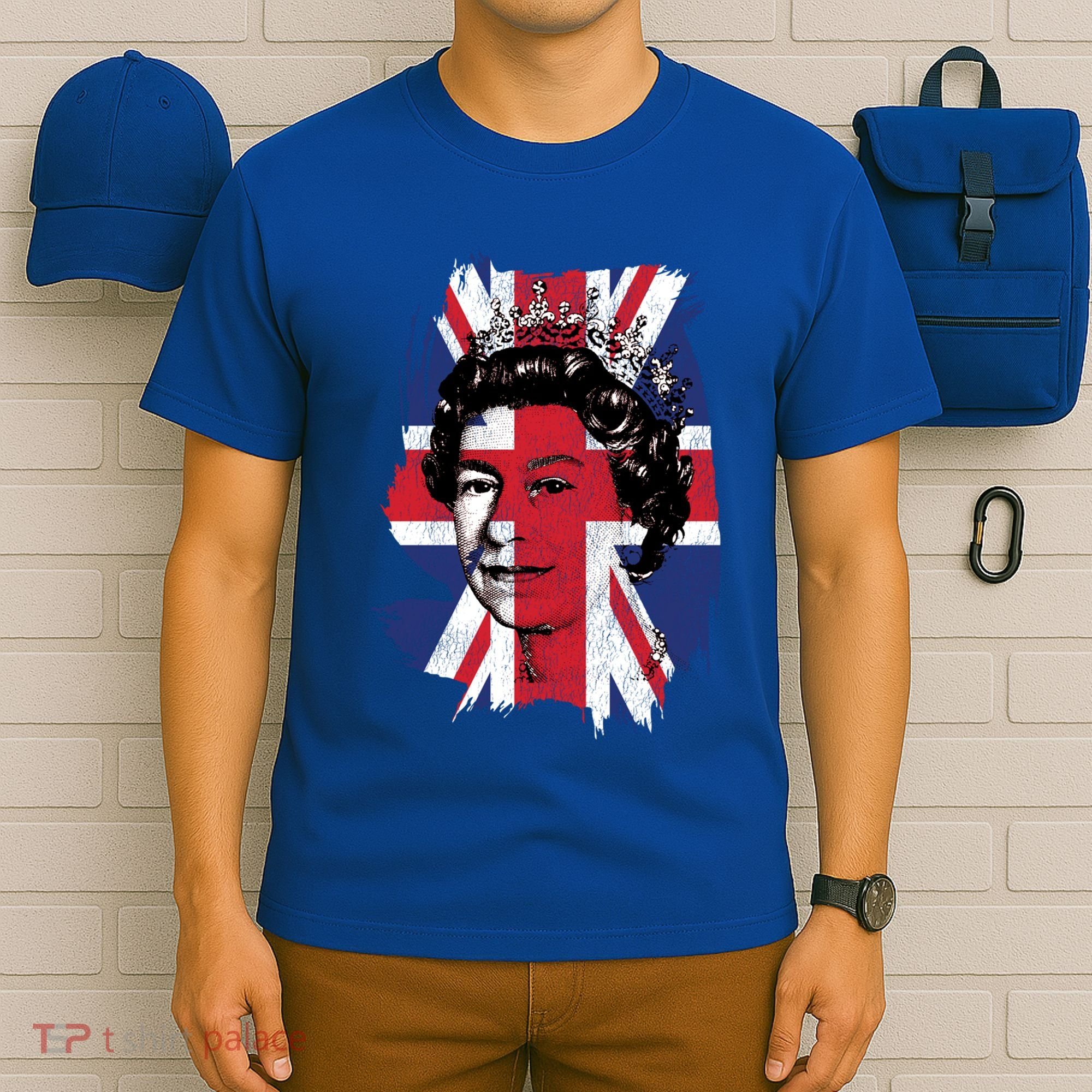 Elizabeth Queen Of England Union Jack Flag Queen Of England Cool Gift T-Shirt