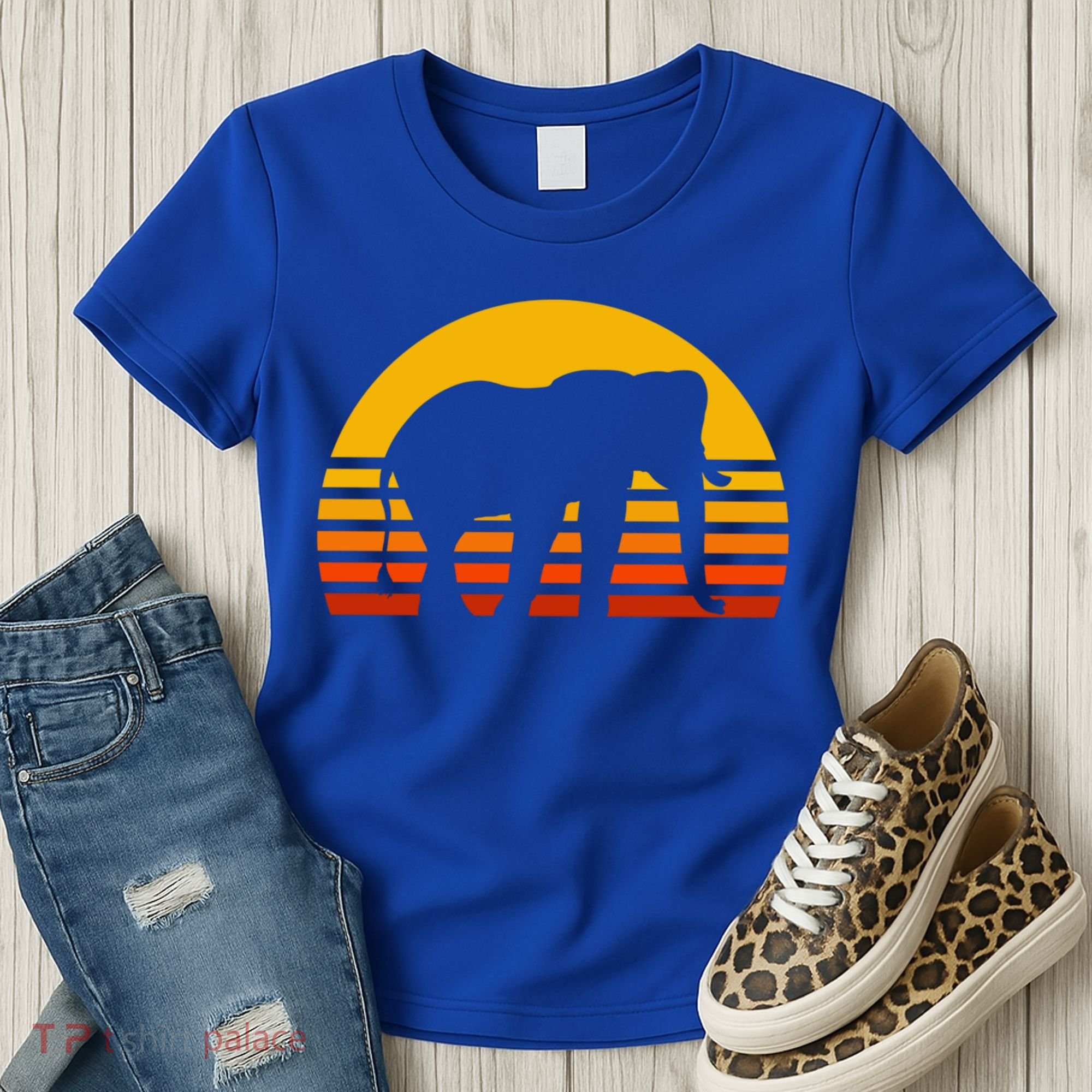 Elephant Retro Sunset Elephant Gift Women's T-Shirt