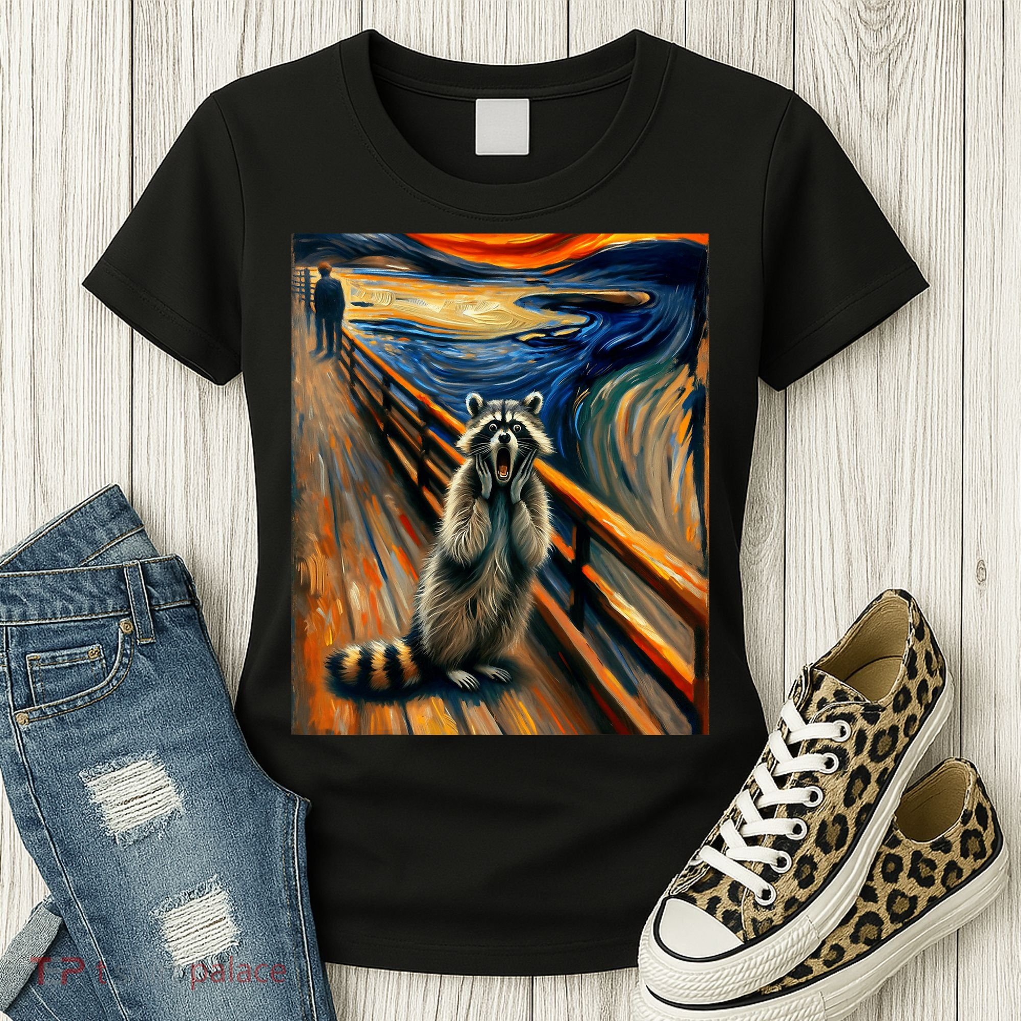 Expressionist Scream Raccoon Lovers | Artistic Raccoon Women's T-Shirt