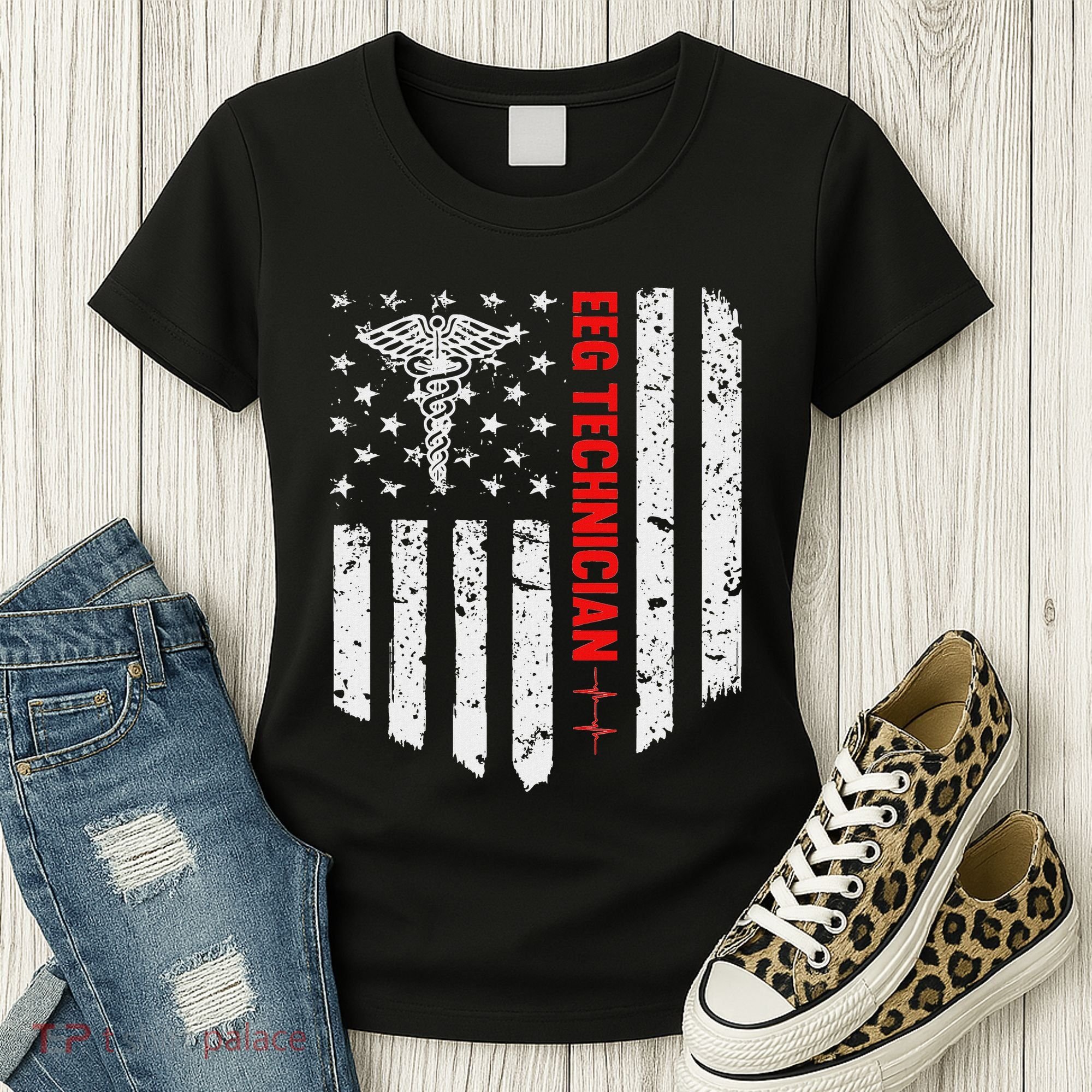 Eeg Technician American Flag Patriotic Medicine Gift Women's T-Shirt