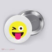 Emoticon Winking Face With Stuckout Tongue And Winking Eye Button thumb 0