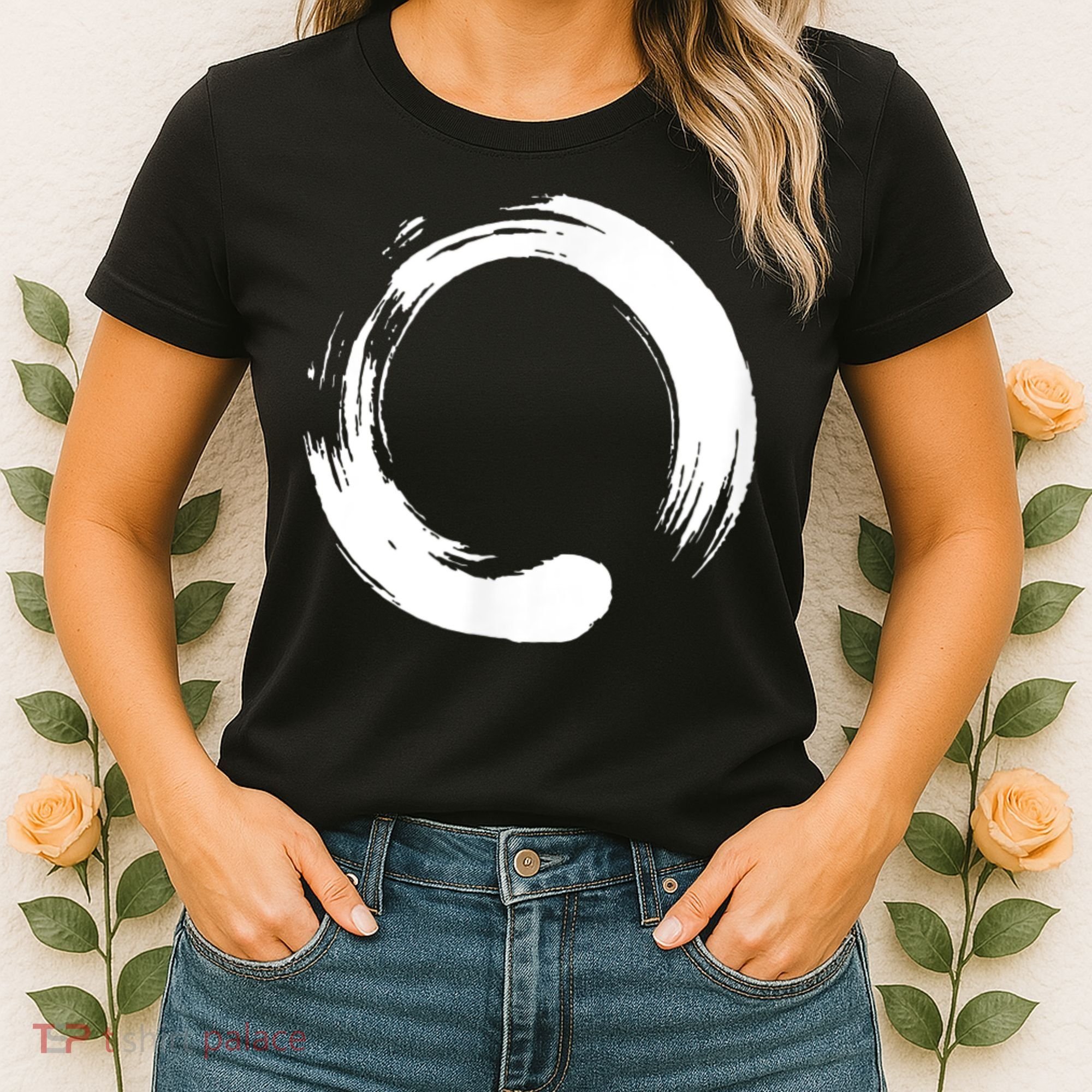 Enso Zen Circle Symbol Buddhism Buddha Meditation Yoga Women's T-Shirt