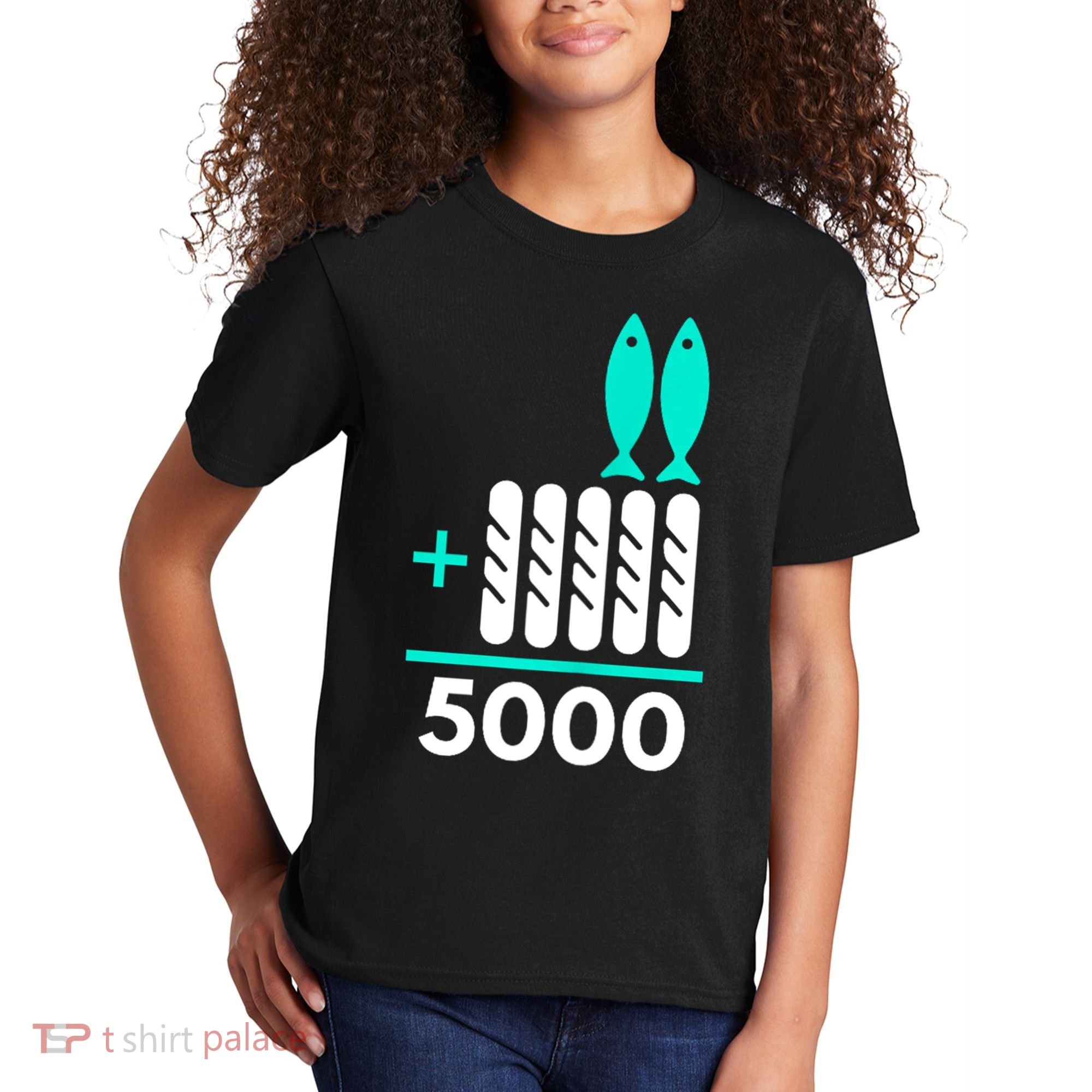Funny 2 Fish +5 Loaves = 5000/5 Loaves And 2 Fish Gift Kids T-Shirt