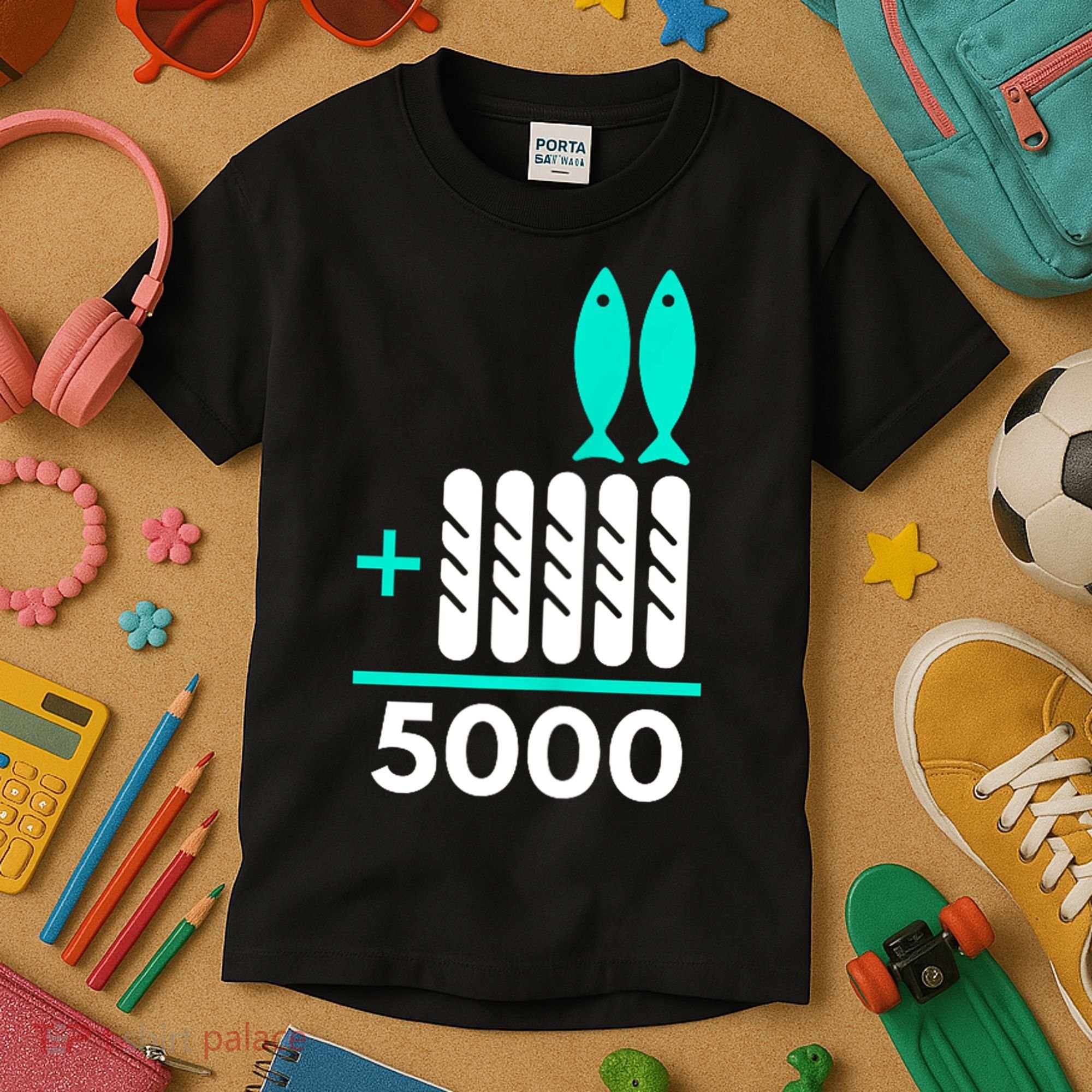 Funny 2 Fish +5 Loaves = 5000/5 Loaves And 2 Fish Gift Kids T-Shirt