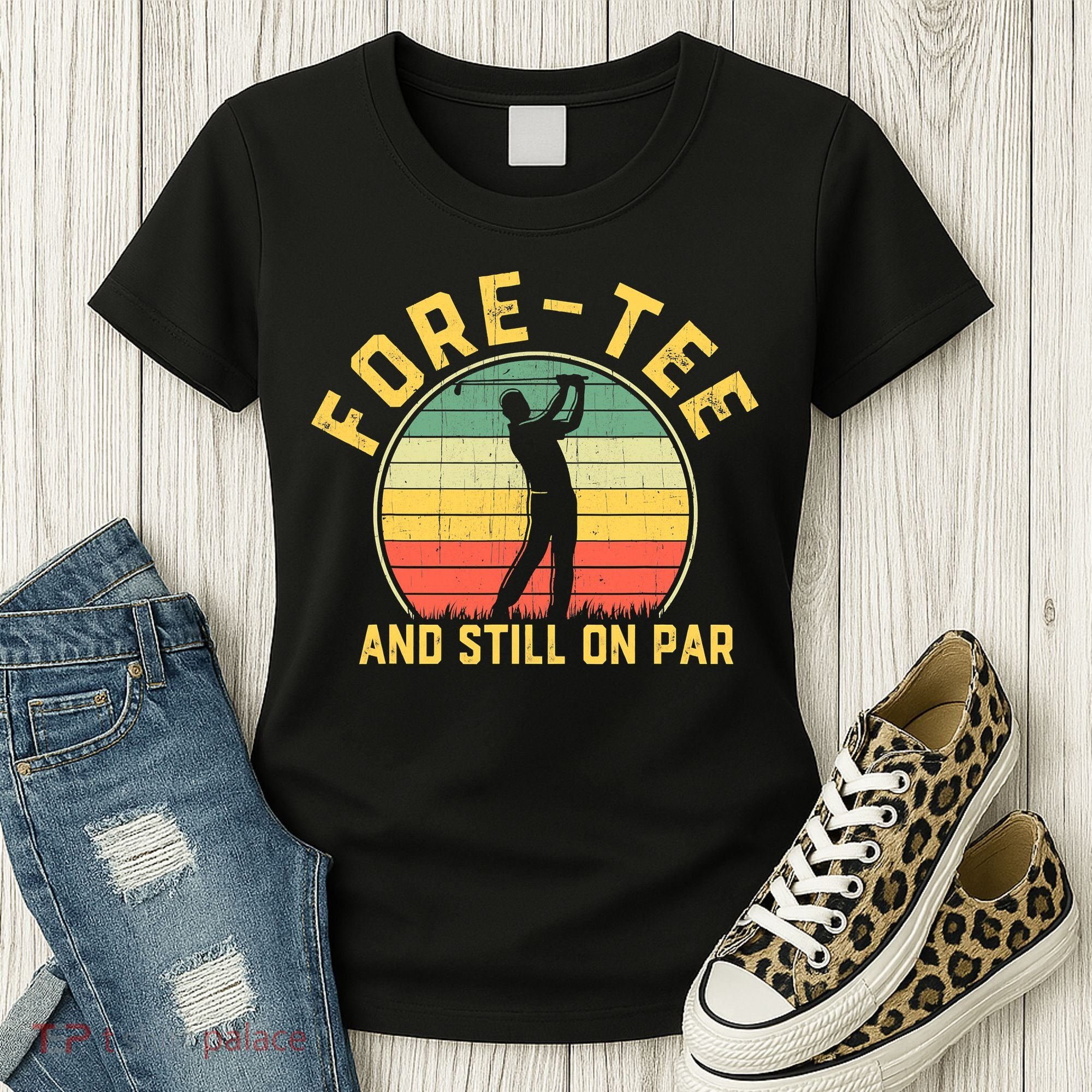 Funny 40th Birthday Golfer Turning 40 Year Old Golfing Women's T-Shirt