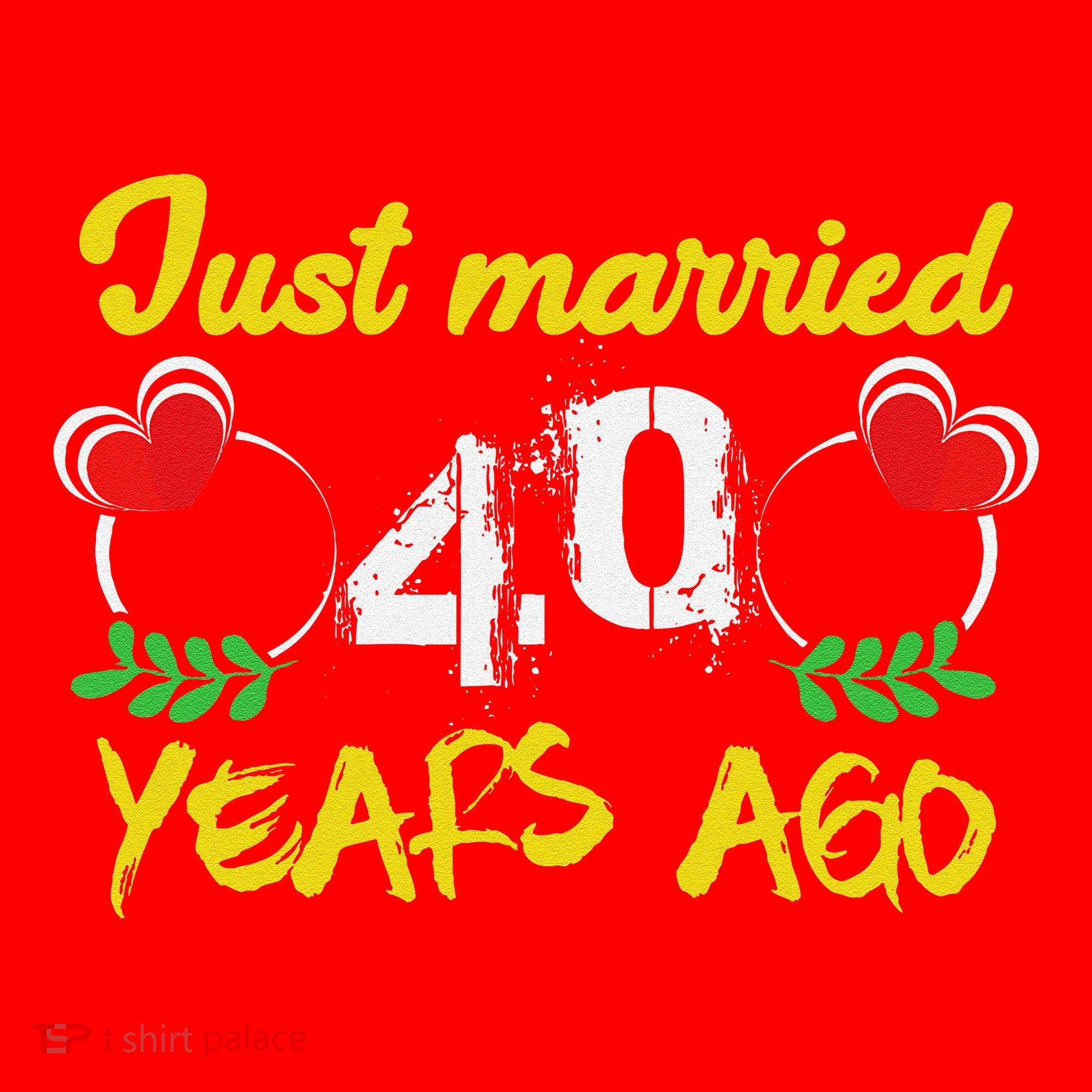 Funny 40th Wedding Anniversary Just Married 40 Years Ago Santa Hat