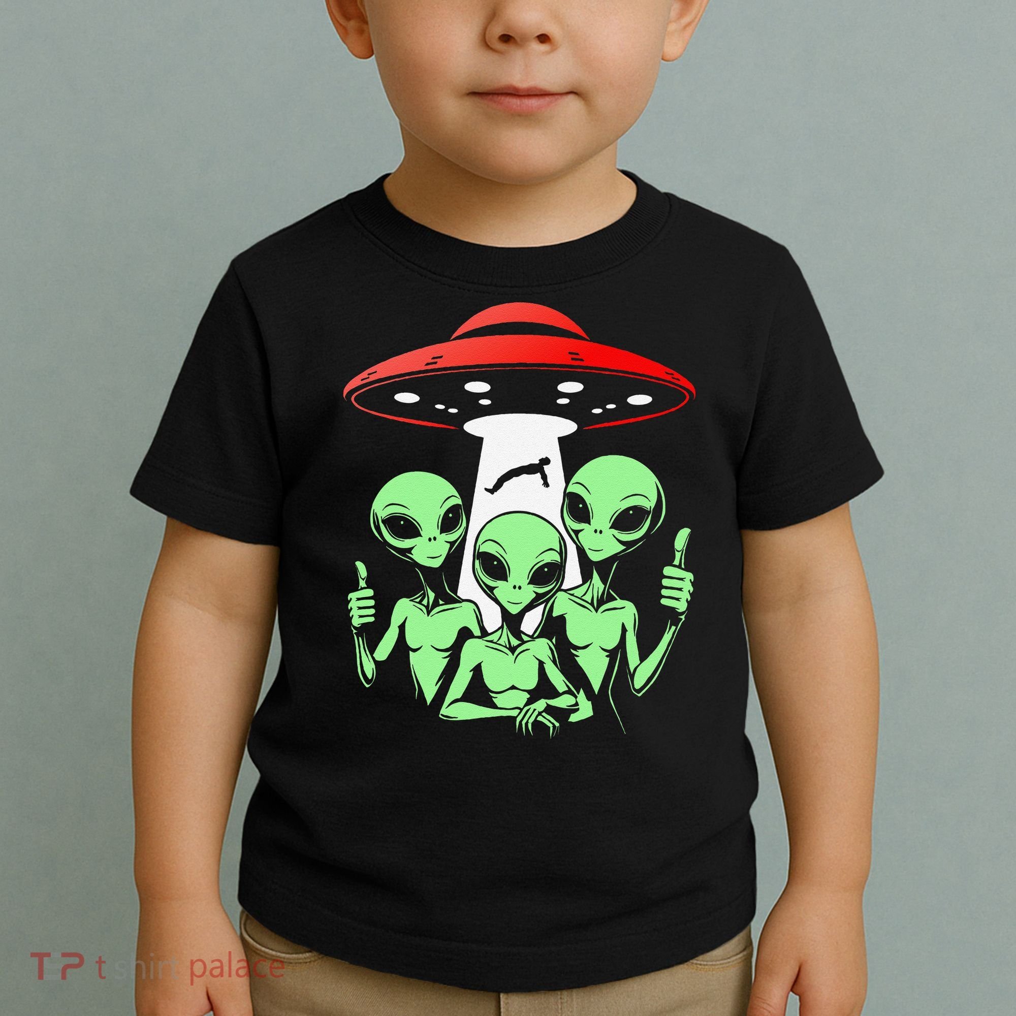 Funny Alien Abduction Selfie Alien Vacation Fishing Trip Toddler T-Shirt