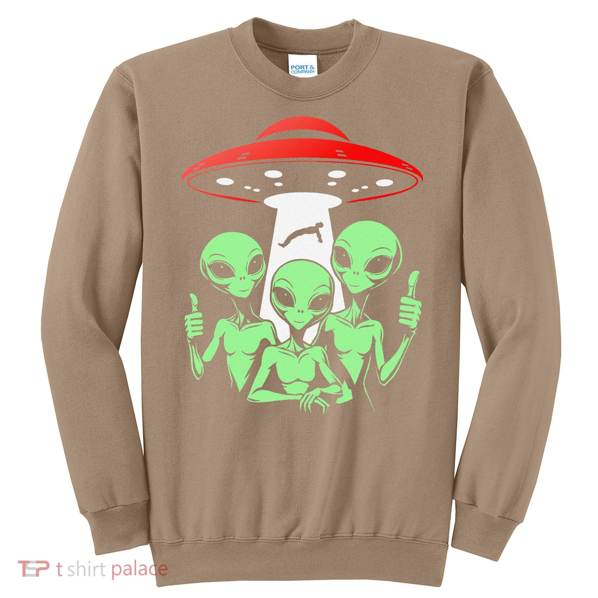 Funny Alien Abduction Selfie Alien Vacation Fishing Trip Sweatshirt