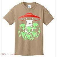Funny Alien Abduction Selfie Alien Vacation Fishing Trip Kids T-Shirt thumb 0