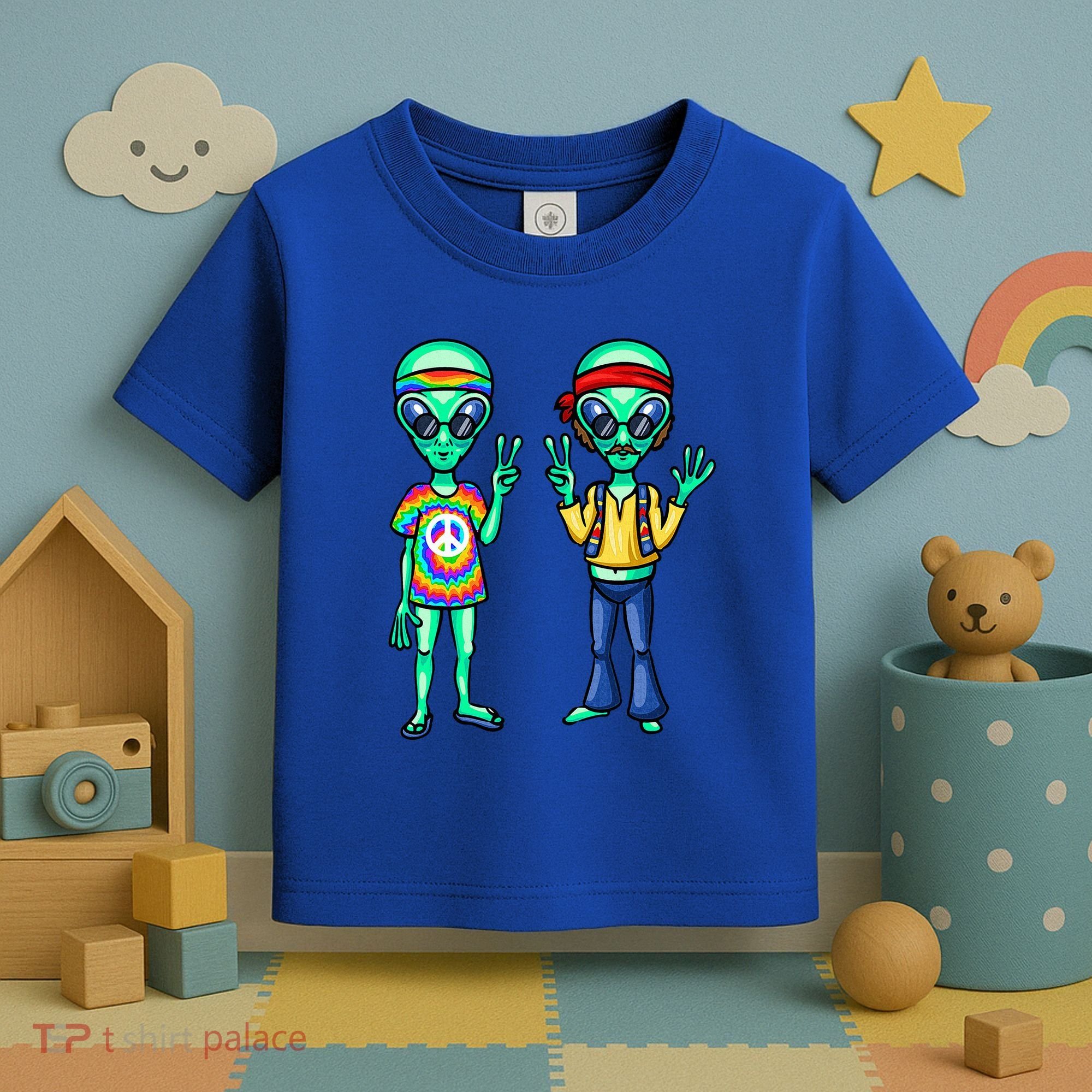 Funny Alien Alien Lover Hippie Aliens Believe In Aliens Toddler T-Shirt
