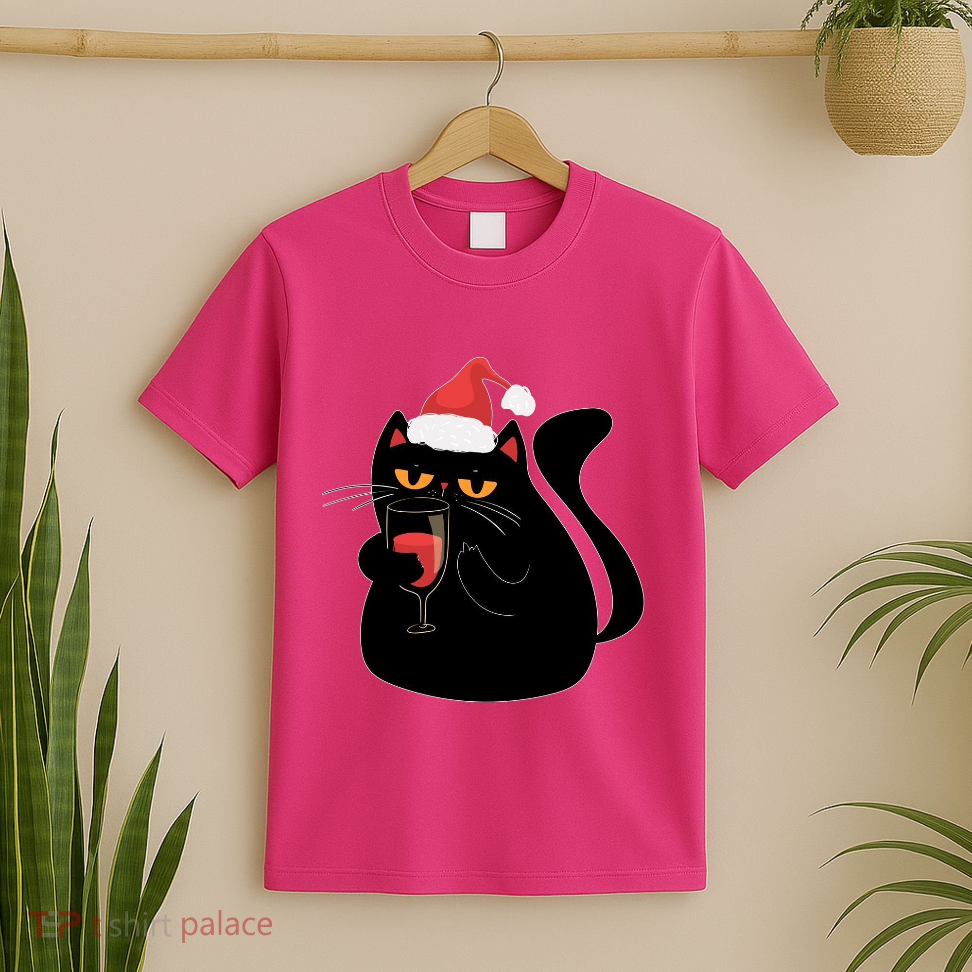 Funny Anti Christmas Drinking Grumpy Cat Flipping Bird T-Shirt