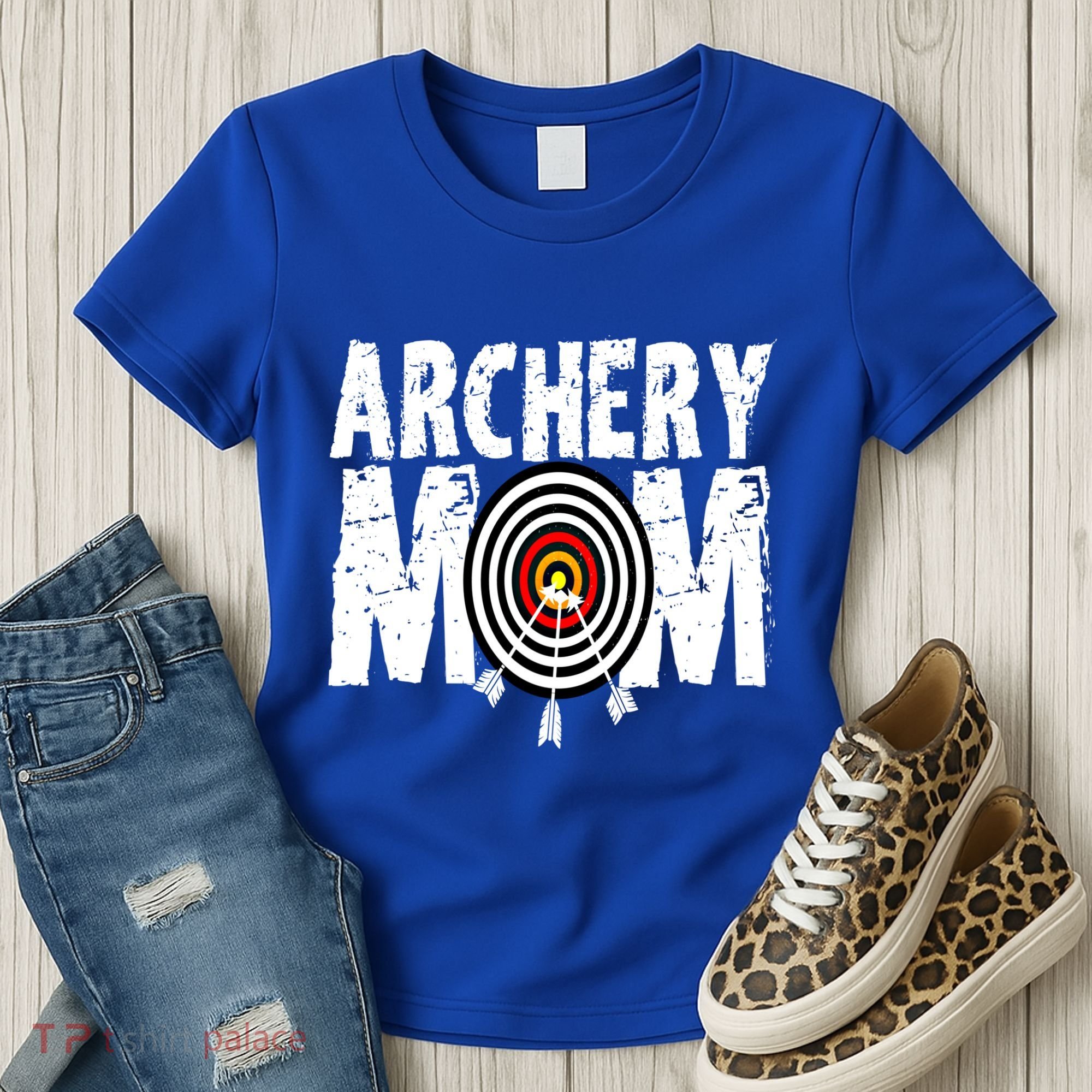 Funny Archery Mom Archery Shooter Bow Hunter Great Gift Women's T-Shirt
