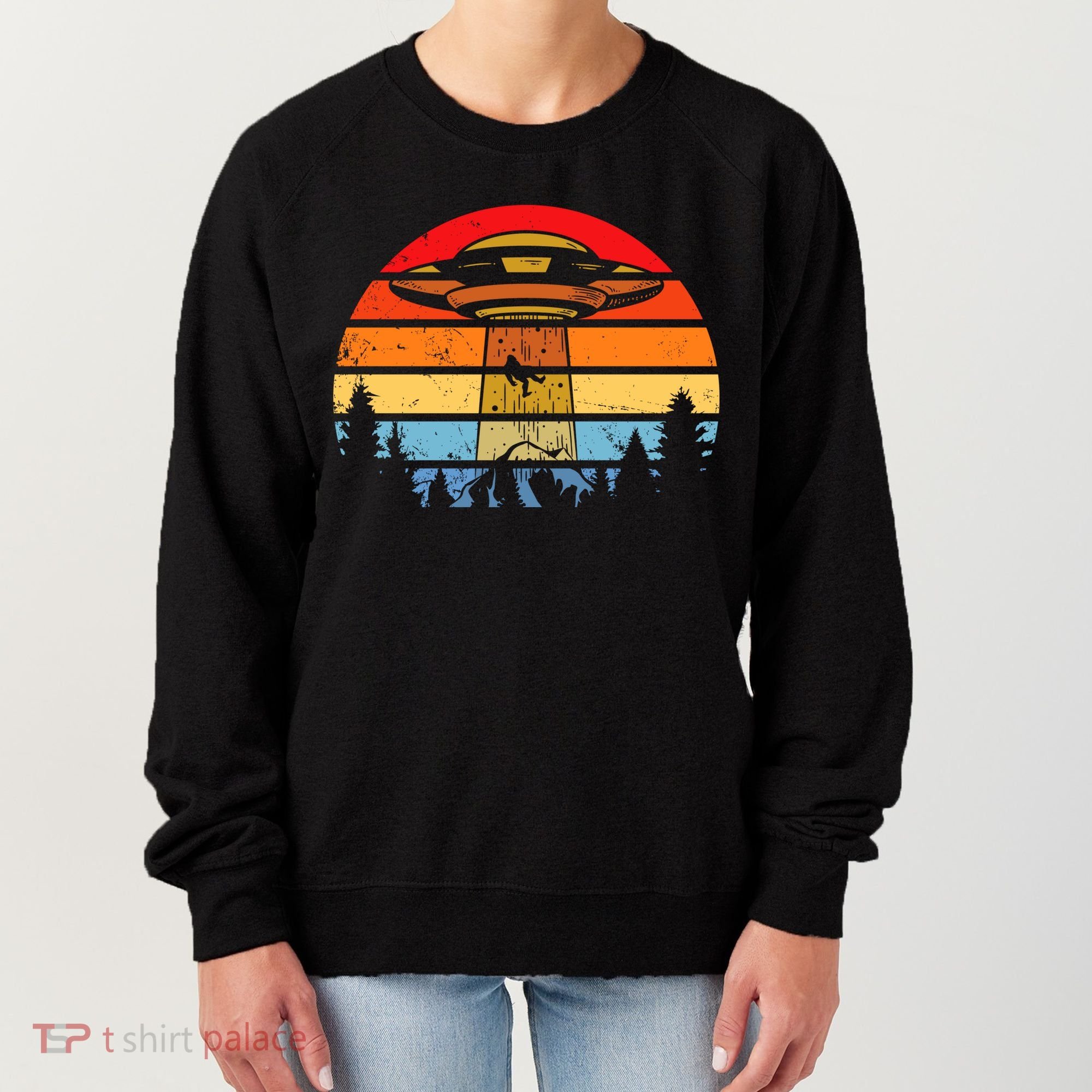 Funny Alien Yeti Bigfoot UFO Plus Size Women's Sweatshirt