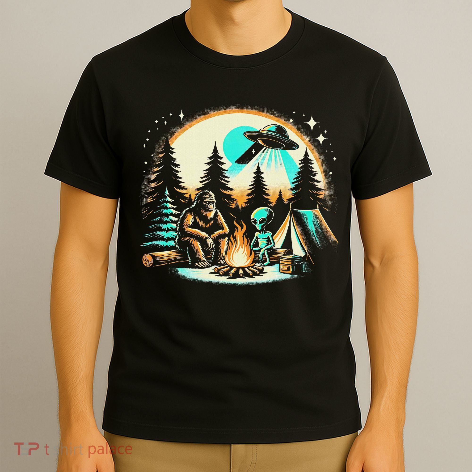 Funny Bigfoot & Alien Ufo Camping Outdoor Adventures Hiking T-Shirt