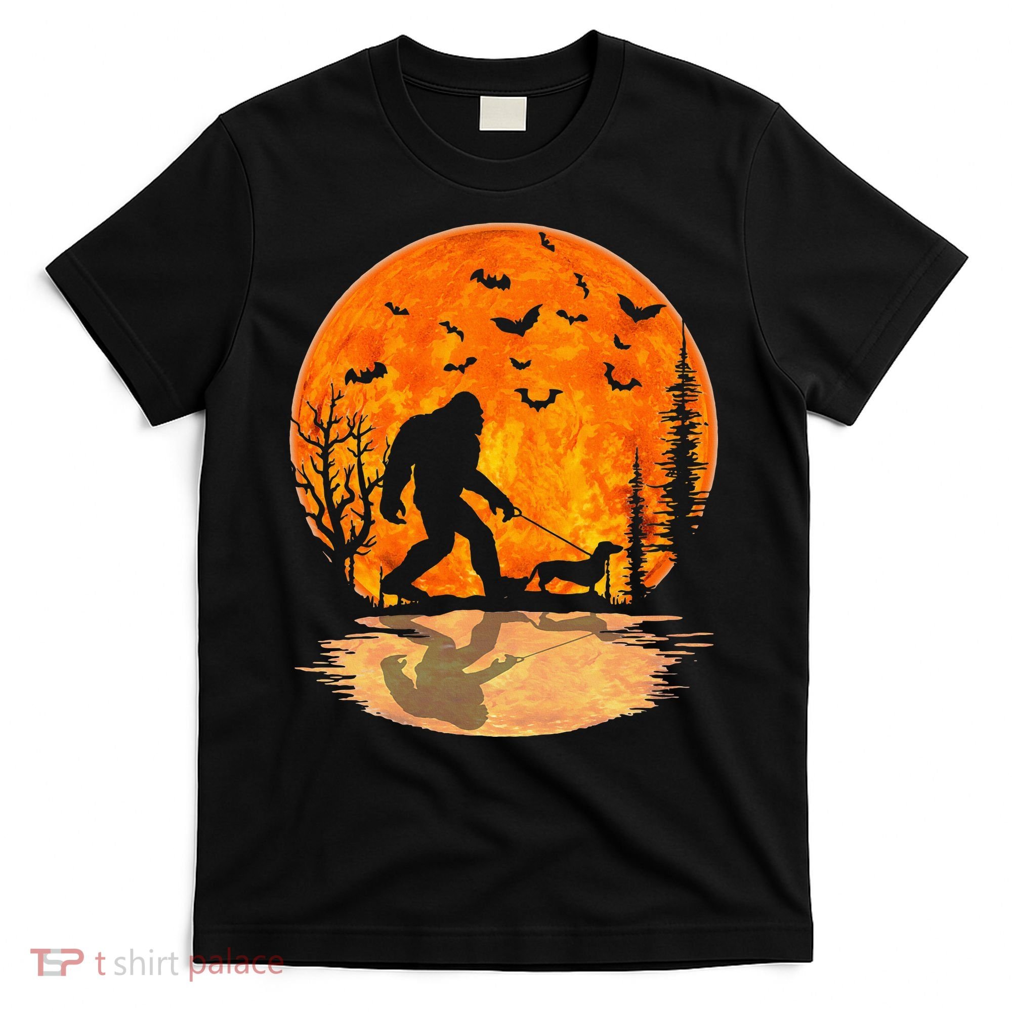 Funny Bigfoot and Wiener Dog Halloween Costume T-Shirt