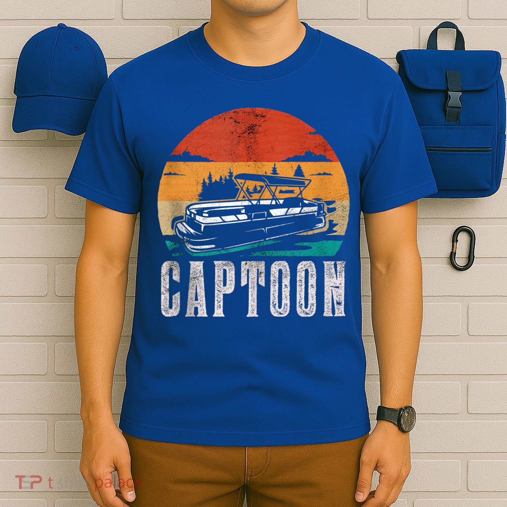 Funny Boating Captoon Pontoon Tritoon Captain Pontoon Boat T-Shirt