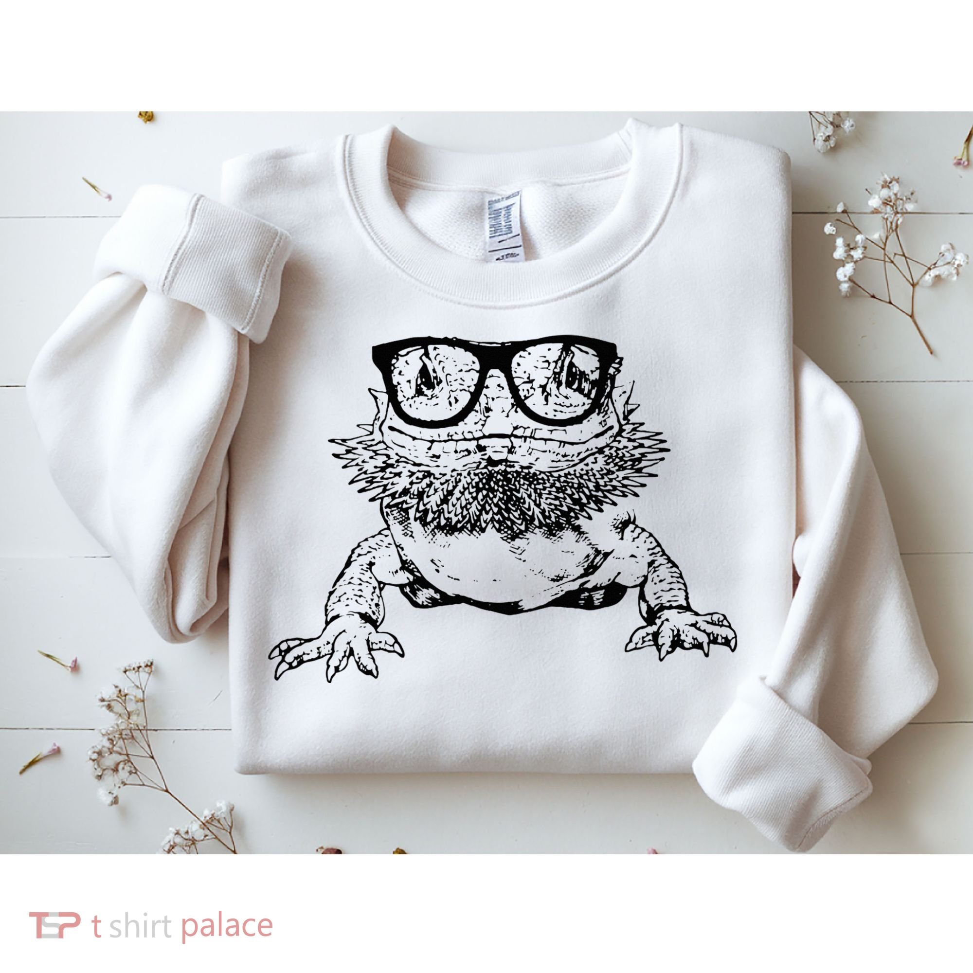 Funny Bearded Dragon Cute Reptile Lizard Nerdy Glass Animal Sweatshirt