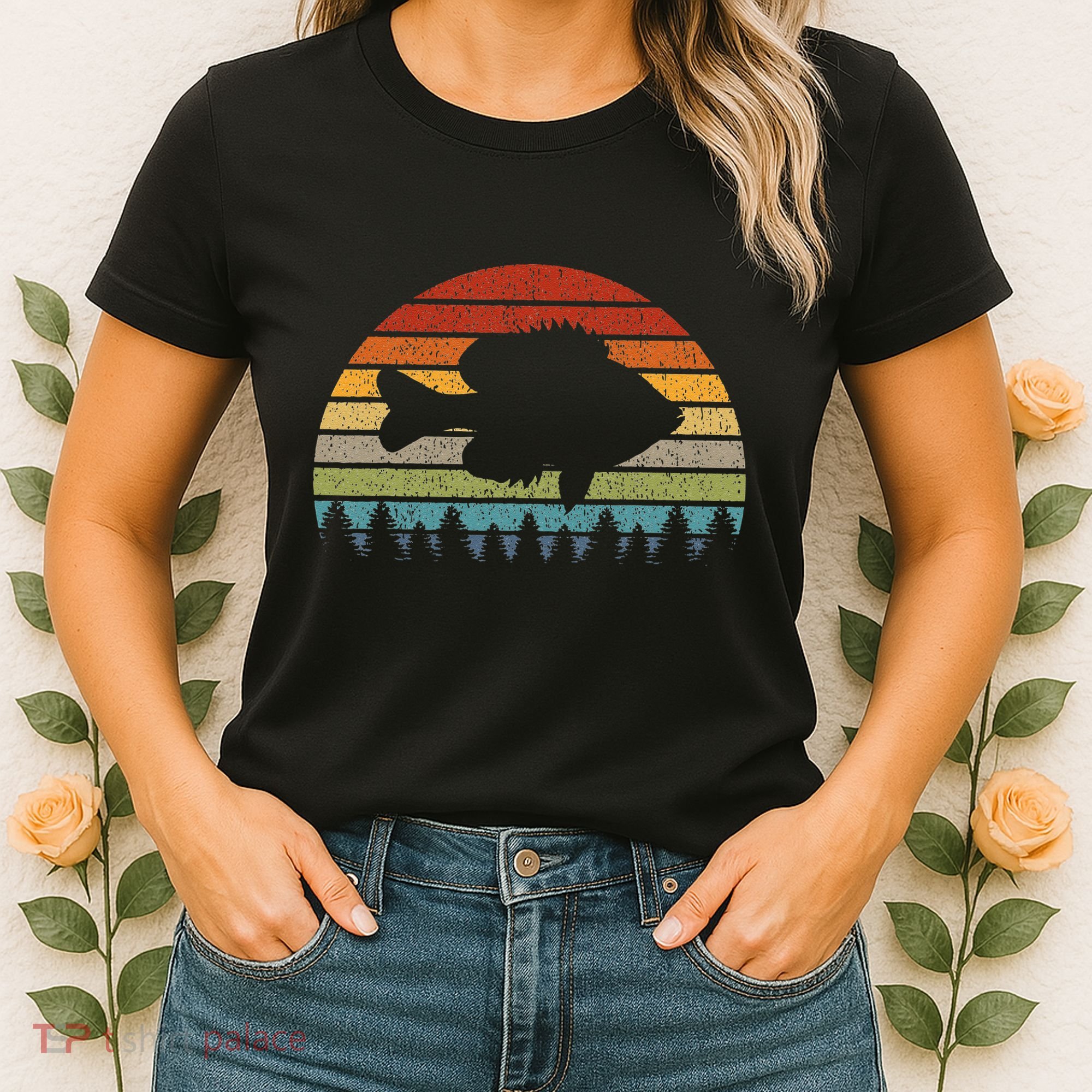 Funny Bream Fishing Pan Fish Sunfish Freshwater Angler Gift Women's T-Shirt