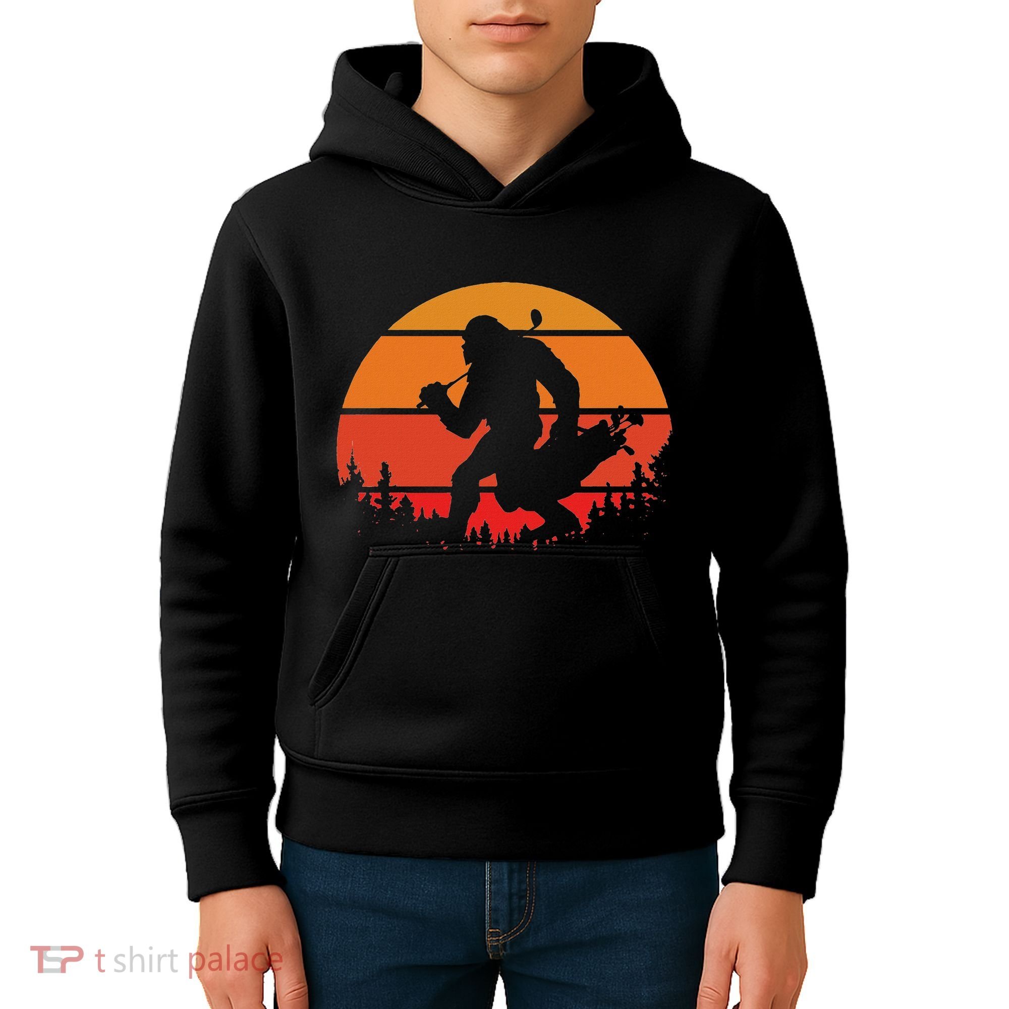 Funny Bigfoot Golf Retro Sasquatch Playing Golf Kids Hoodie