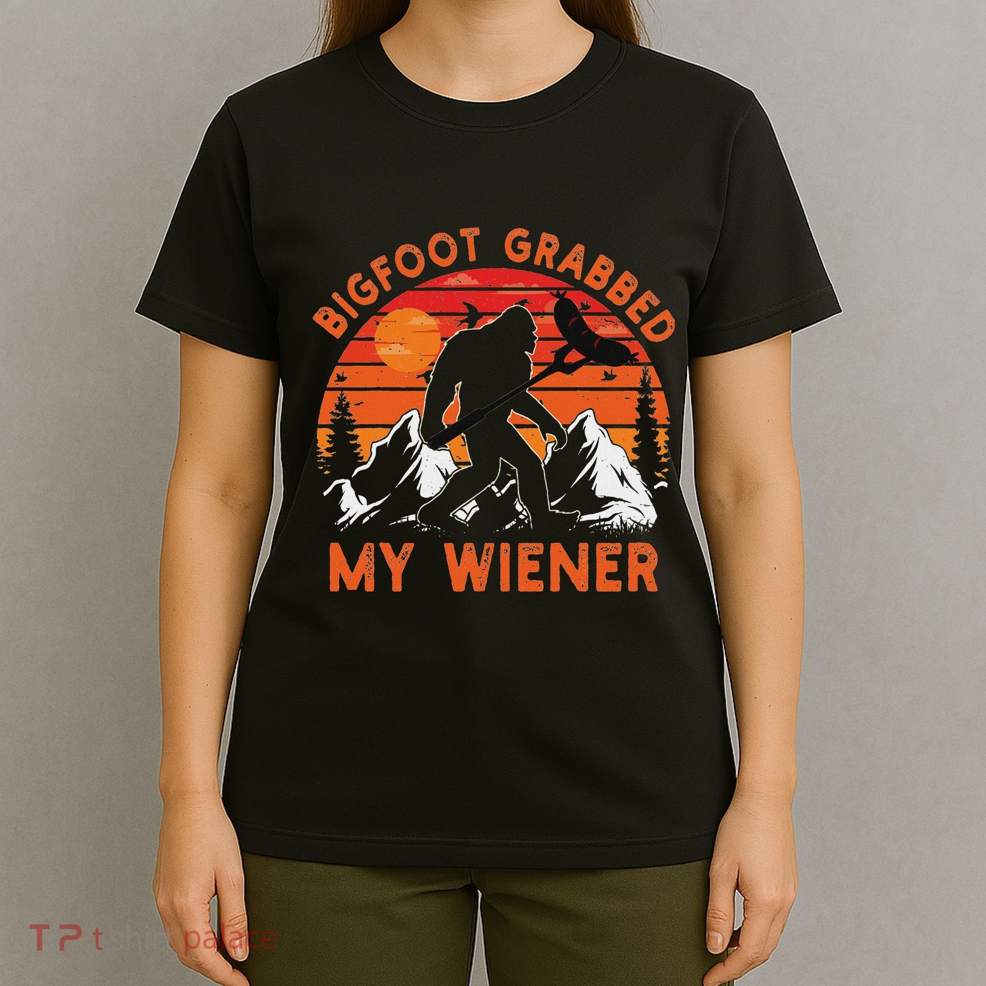 Funny Bigfoot Grabbed My Wiener Retro Bbq Humor T-Shirt