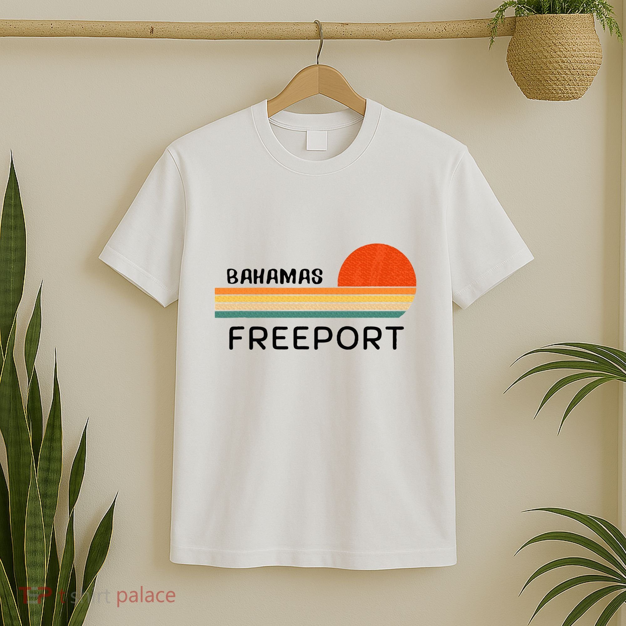 Freeport Bahamas Palm Tree Beach Retro Cool Sunset Novelty T-Shirt