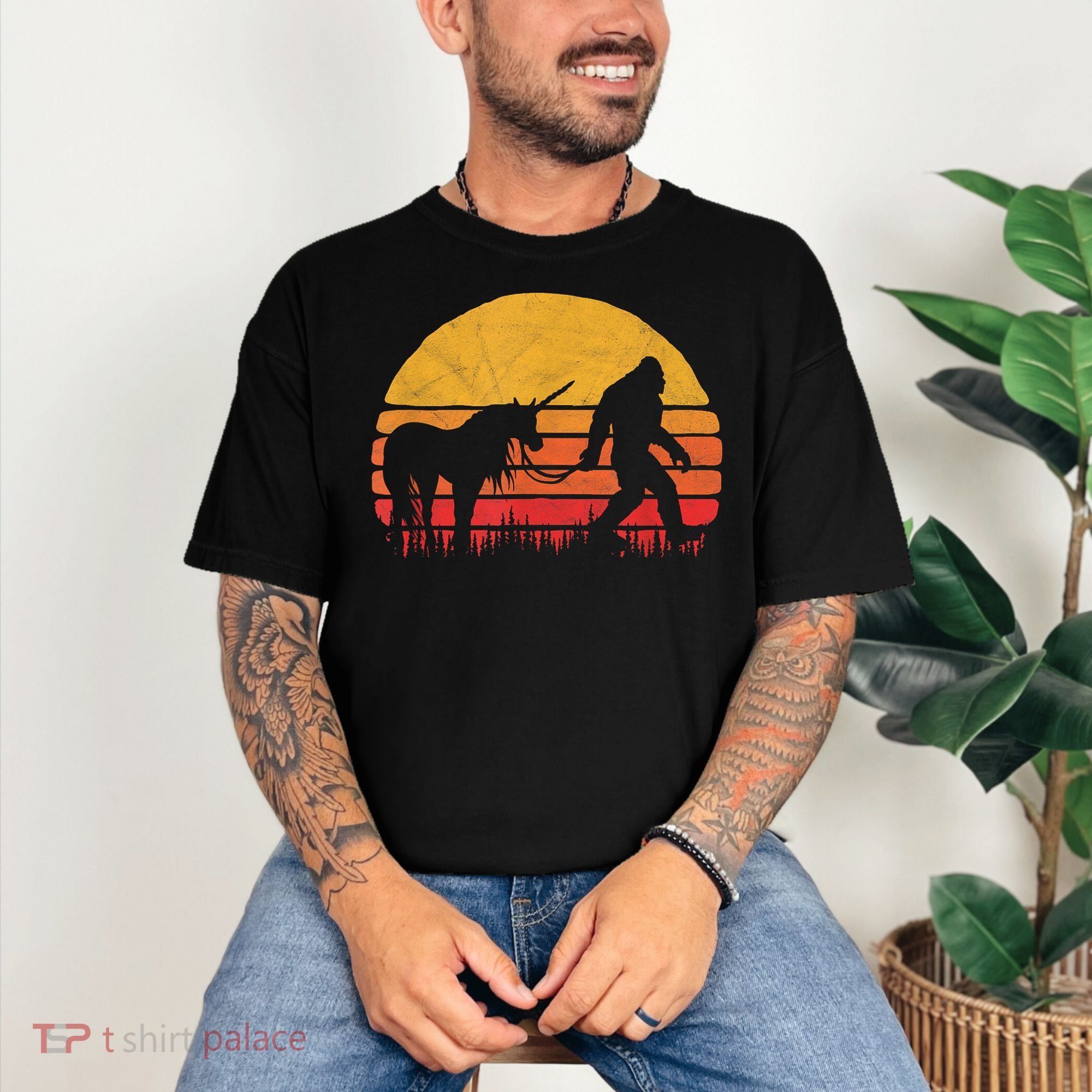 Funny Bigfoot Sasquatch & Unicorn Legends! Comfort Colors T-Shirt