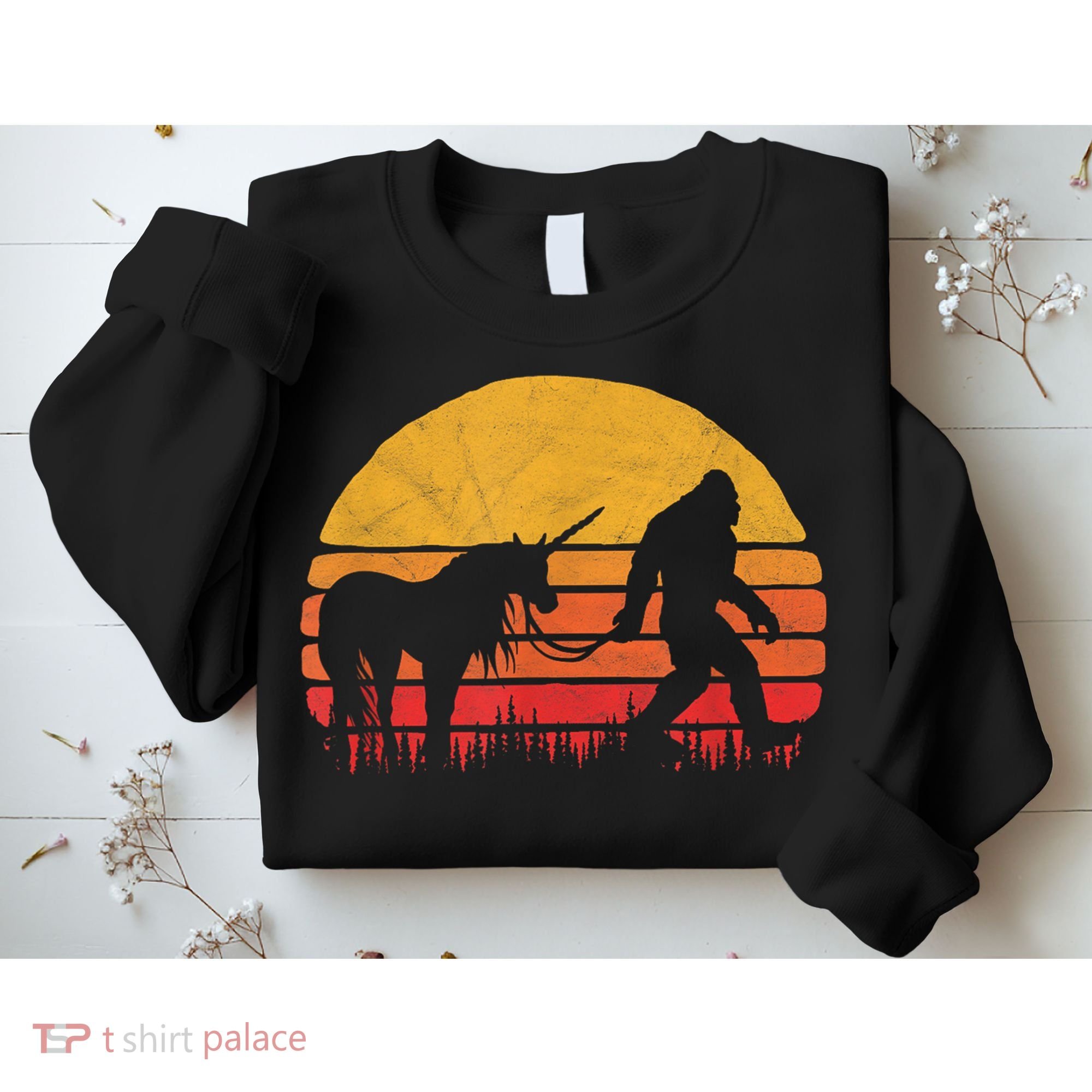 Funny Bigfoot Sasquatch & Unicorn Legends! Sweatshirt