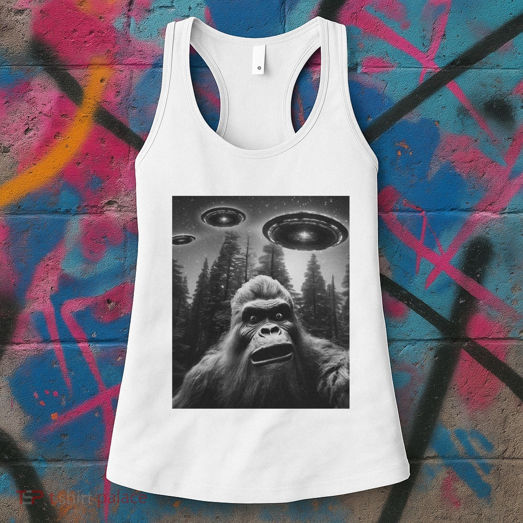 Funny Bigfoot Sasquatch Alien Ufo Women's Tank Top