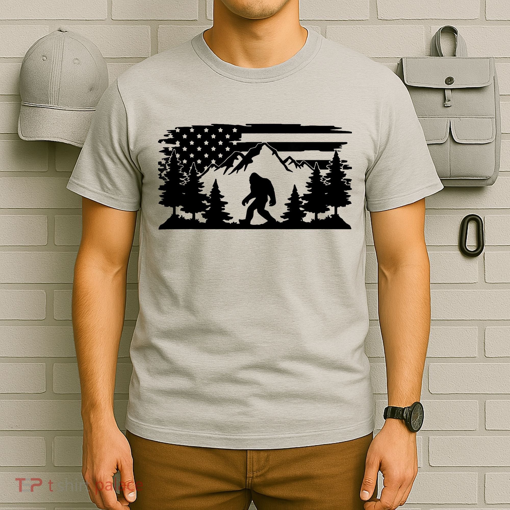 Funny Bigfoot USA Flag Sasquatch Women Gift T-Shirt
