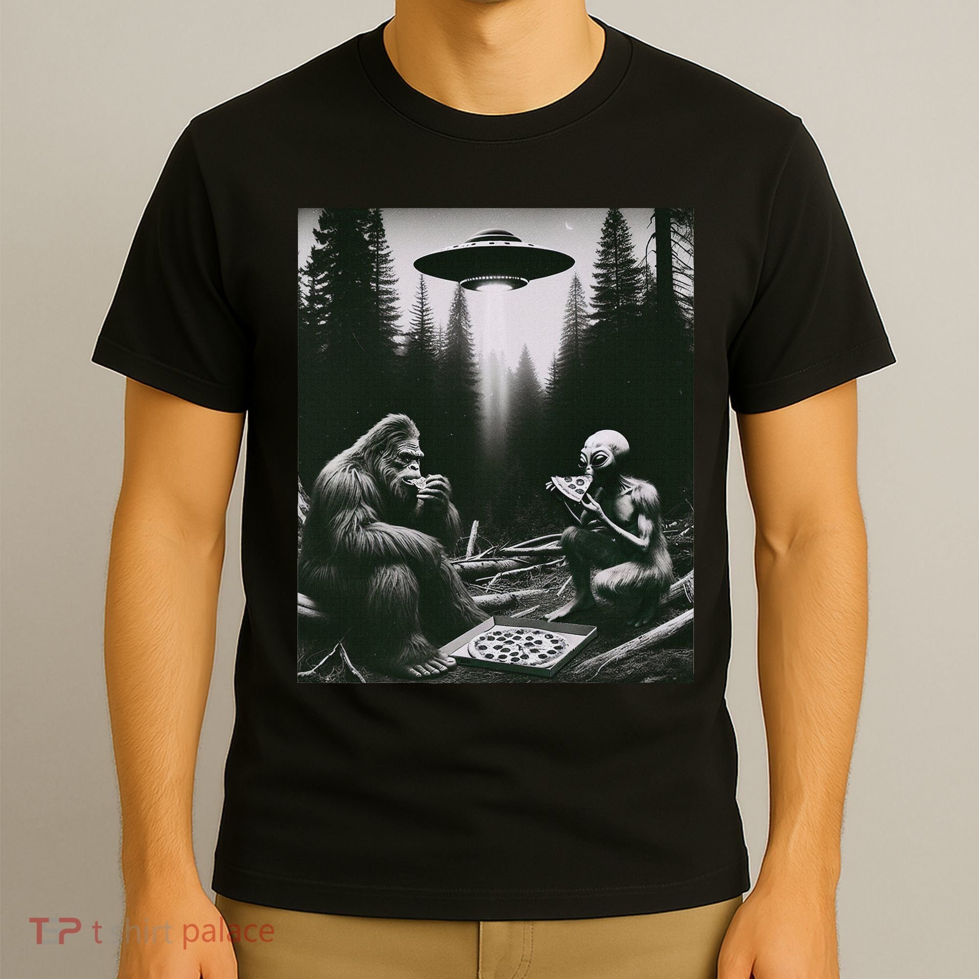Funny Bigfoot With Alien Eating Pizza. Bigfoot And Alien Ufo T-Shirt