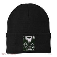 Funny Bigfoot With Alien Eating Pizza. Bigfoot And Alien Ufo Beanie thumb 0