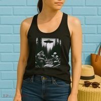 Funny Bigfoot With Alien Eating Pizza. Bigfoot And Alien Ufo Women's Tank Top thumb 2