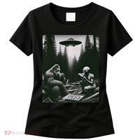 Funny Bigfoot With Alien Eating Pizza. Bigfoot And Alien Ufo Women's T-Shirt thumb 0