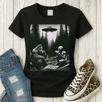 Funny Bigfoot With Alien Eating Pizza. Bigfoot And Alien Ufo Women's T-Shirt thumb 3