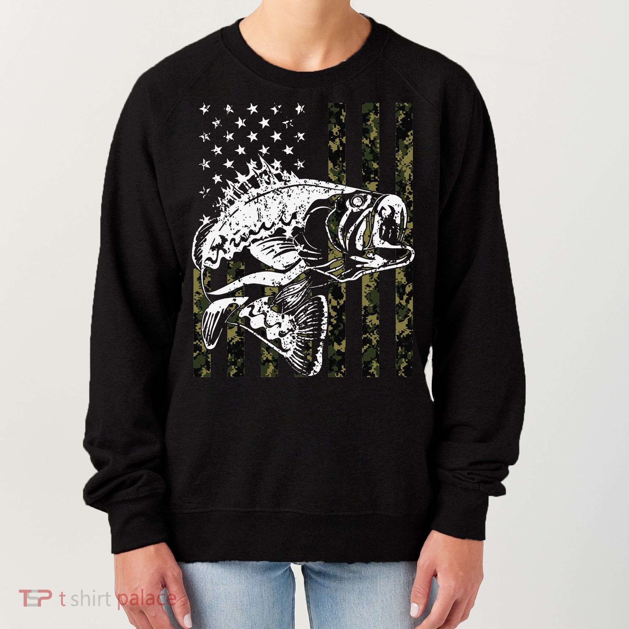 Fishing Camouflage American Flag Fisherman Women's Sweatshirt