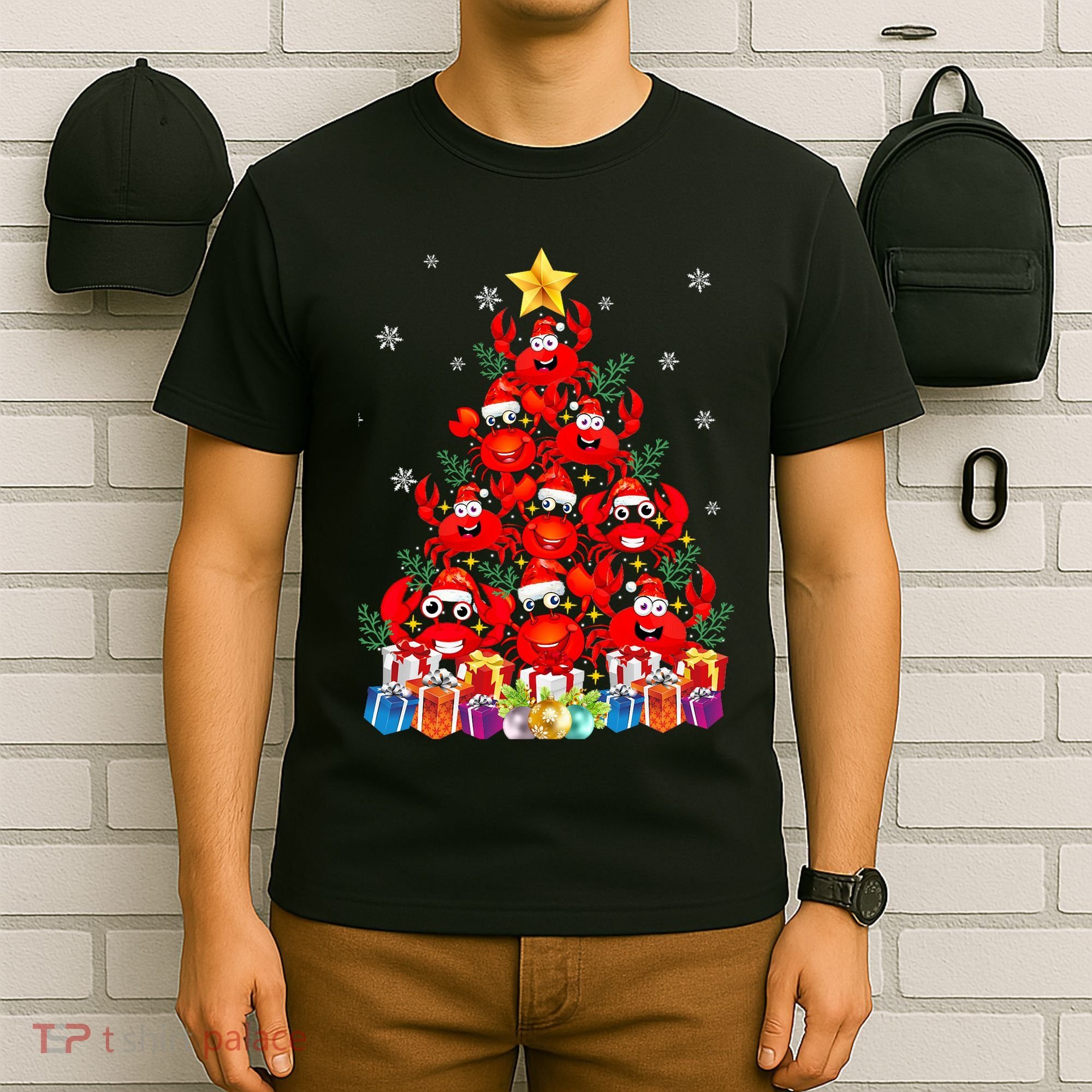 Funny Crab Christmas Tree Lights With Santa Hat T-Shirt