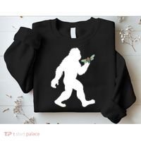 Funny Cicada Comeback 2024 Bigfoot Catching Cicada Gift Sweatshirt thumb 2