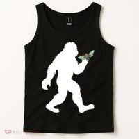 Funny Cicada Comeback 2024 Bigfoot Catching Cicada Gift Tank Top thumb 2