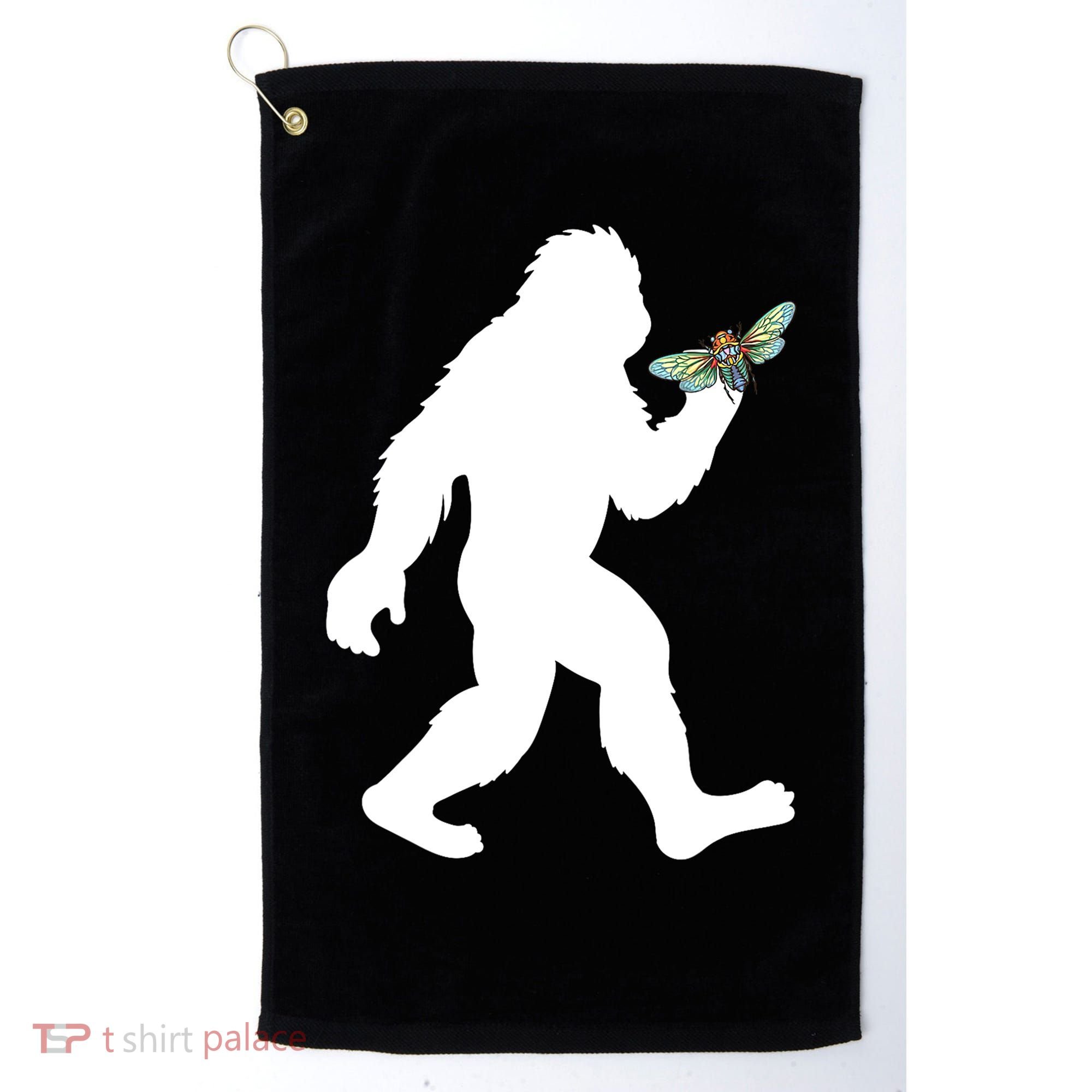Funny Cicada Comeback 2024 Bigfoot Catching Cicada Gift Golf Towel