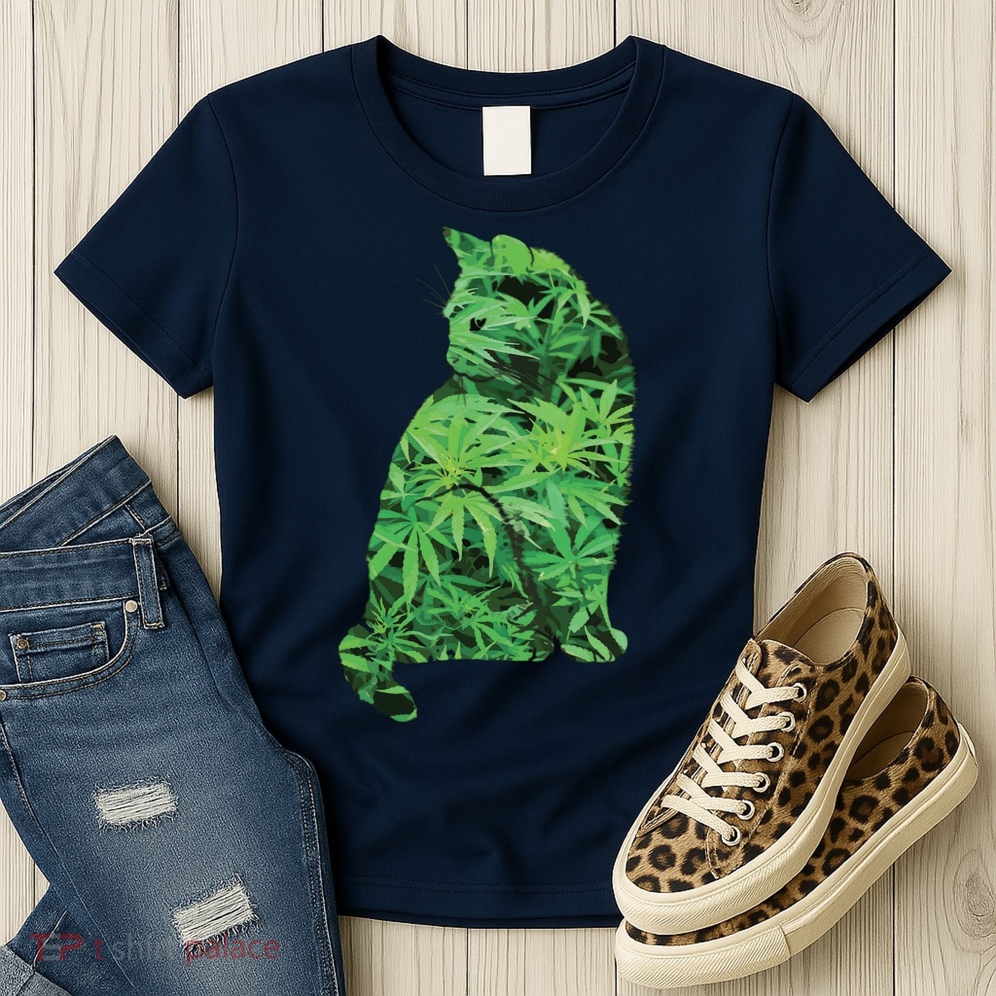 Funny Cannabis & Cat Lover Marijuana Weed Smoker Art Women's T-Shirt