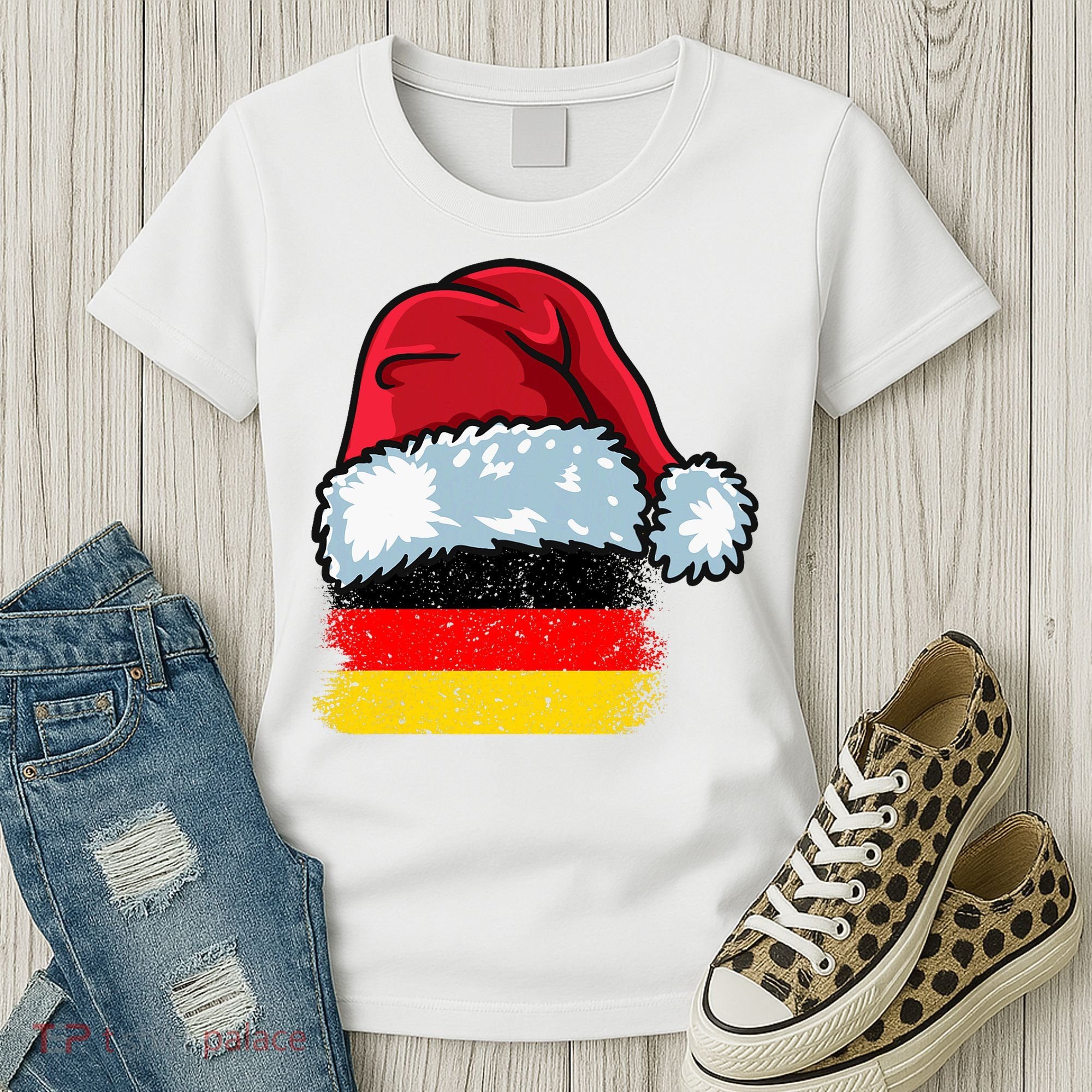 Funny Christmas Hat For Happy Germany Costume Women's T-Shirt